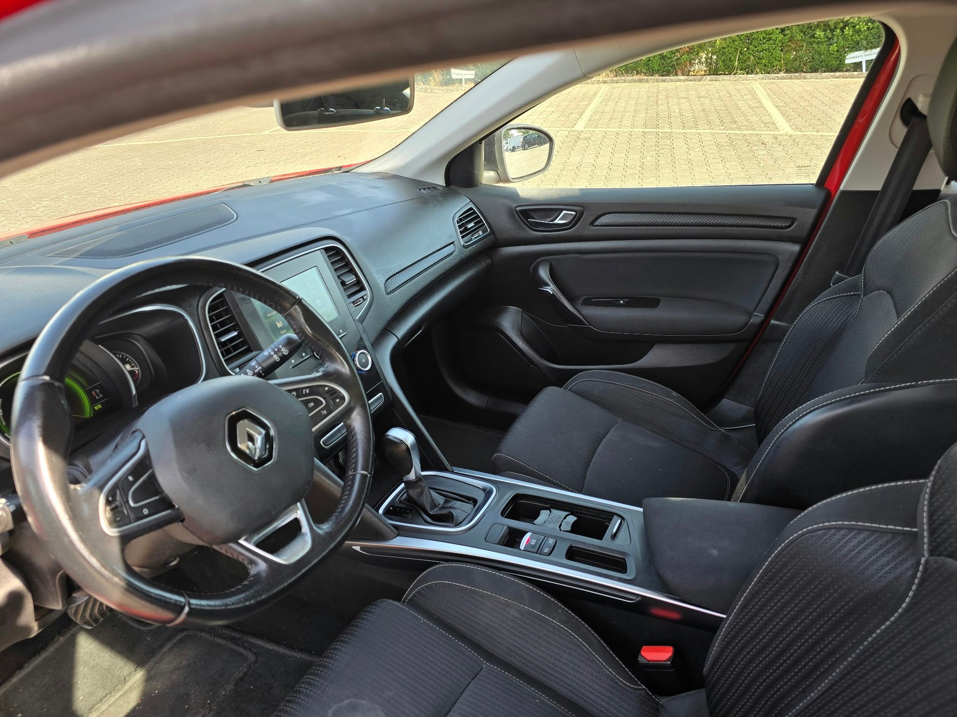RENAULT Mégane Grandtour 1.5 dCi Business Line EDC-image-2