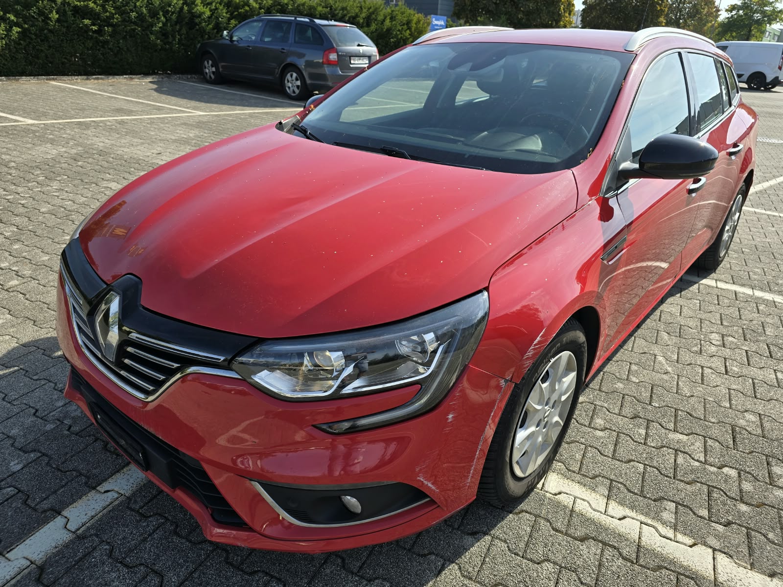 RENAULT Mégane Grandtour 1.5 dCi Business Line EDC-image-9