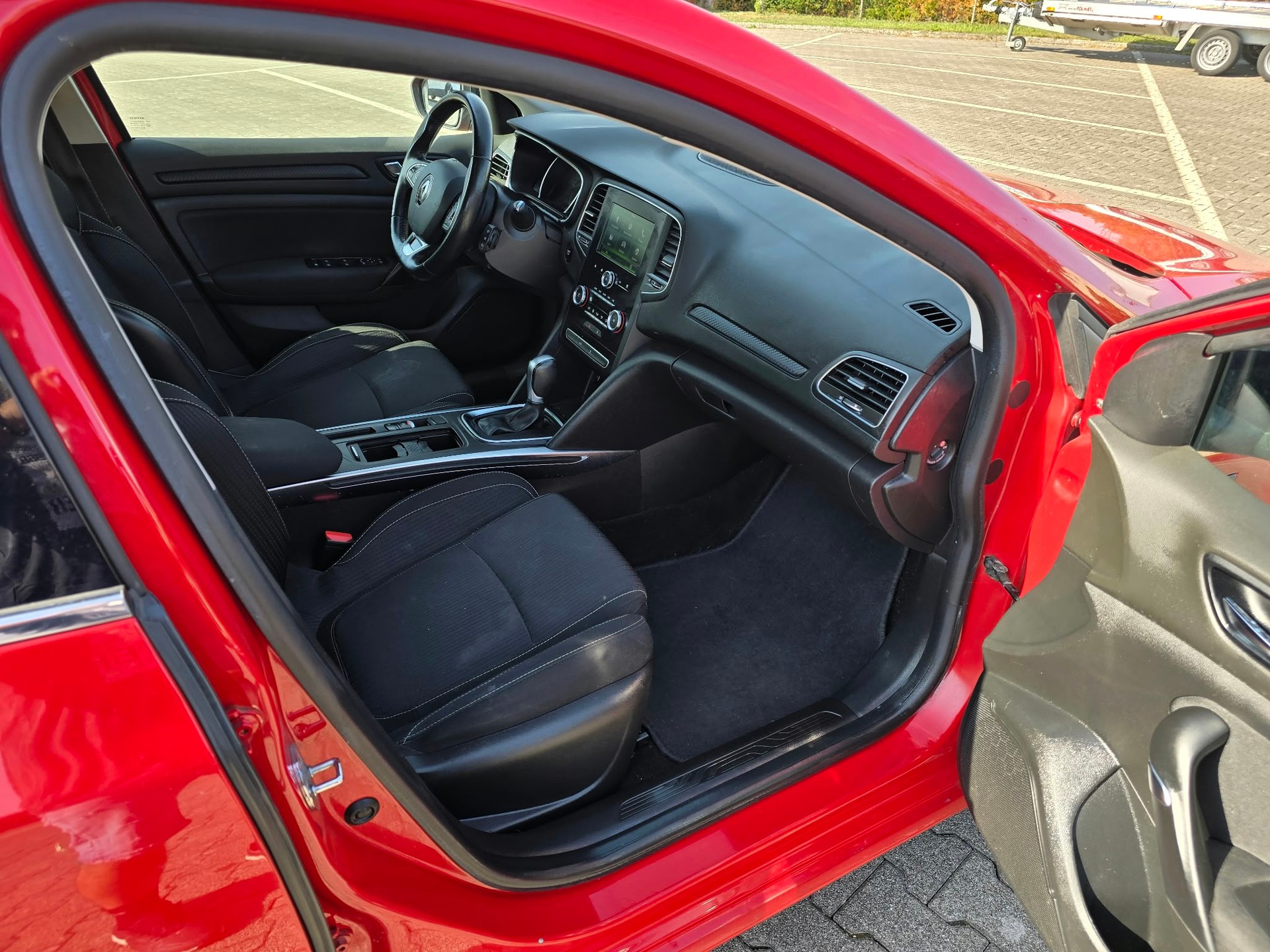 RENAULT Mégane Grandtour 1.5 dCi Business Line EDC-image-7
