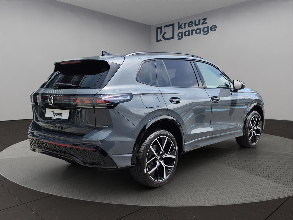 VW Tiguan 2.0 TDI SCR R-Line 4Motion DSG-image-2