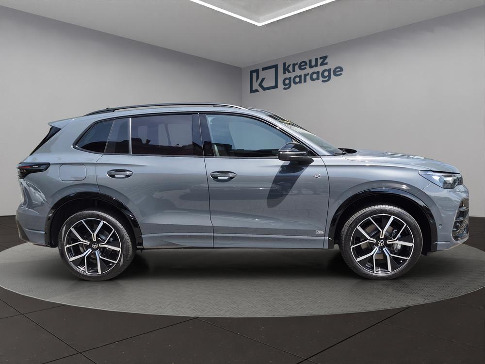 VW Tiguan 2.0 TDI SCR R-Line 4Motion DSG-image-1