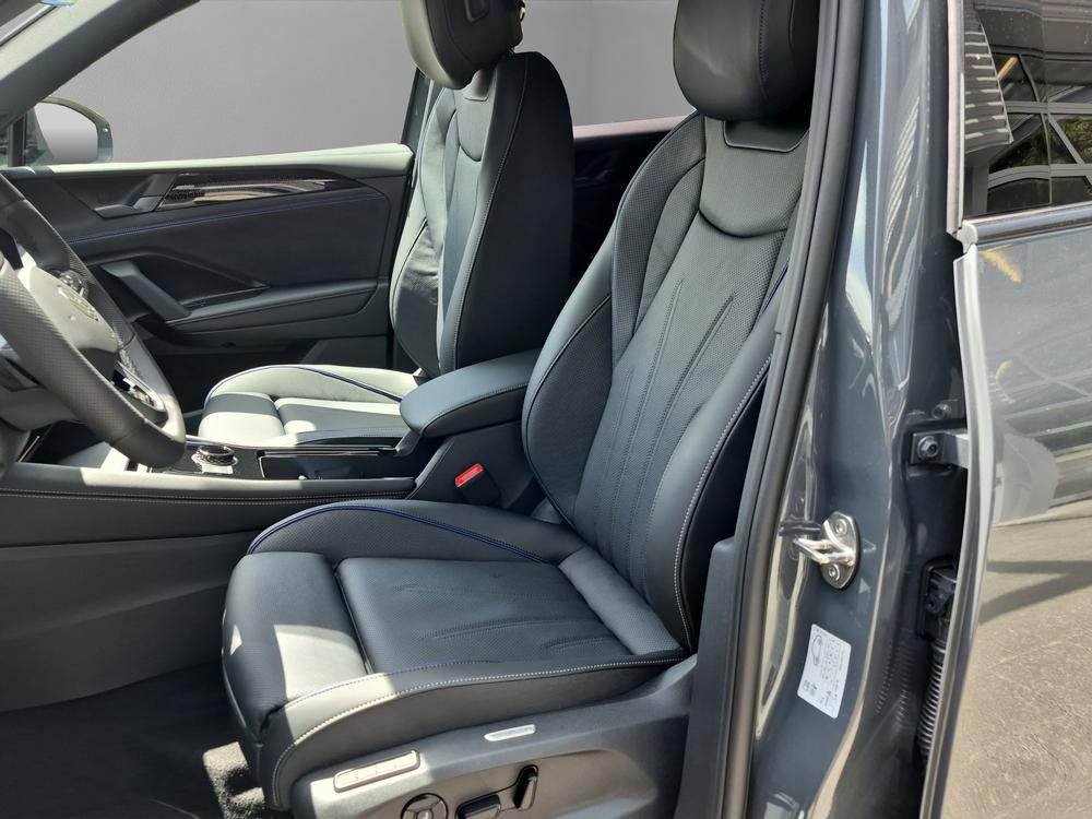 VW Tiguan 2.0 TDI SCR R-Line 4Motion DSG-image-5