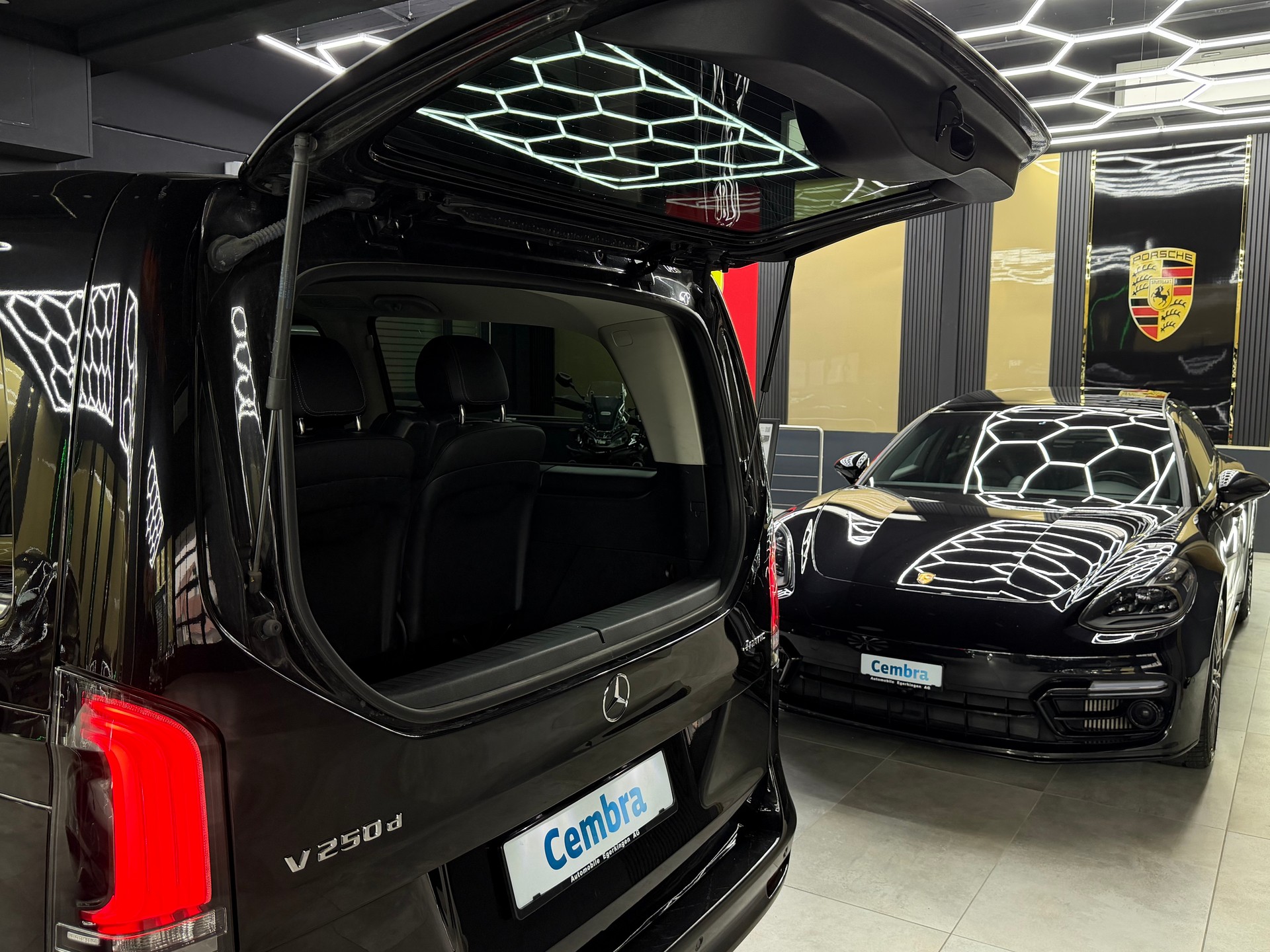 MERCEDES-BENZ V 250 d lang Avantgarde 4Matic G-Tronic-image-16