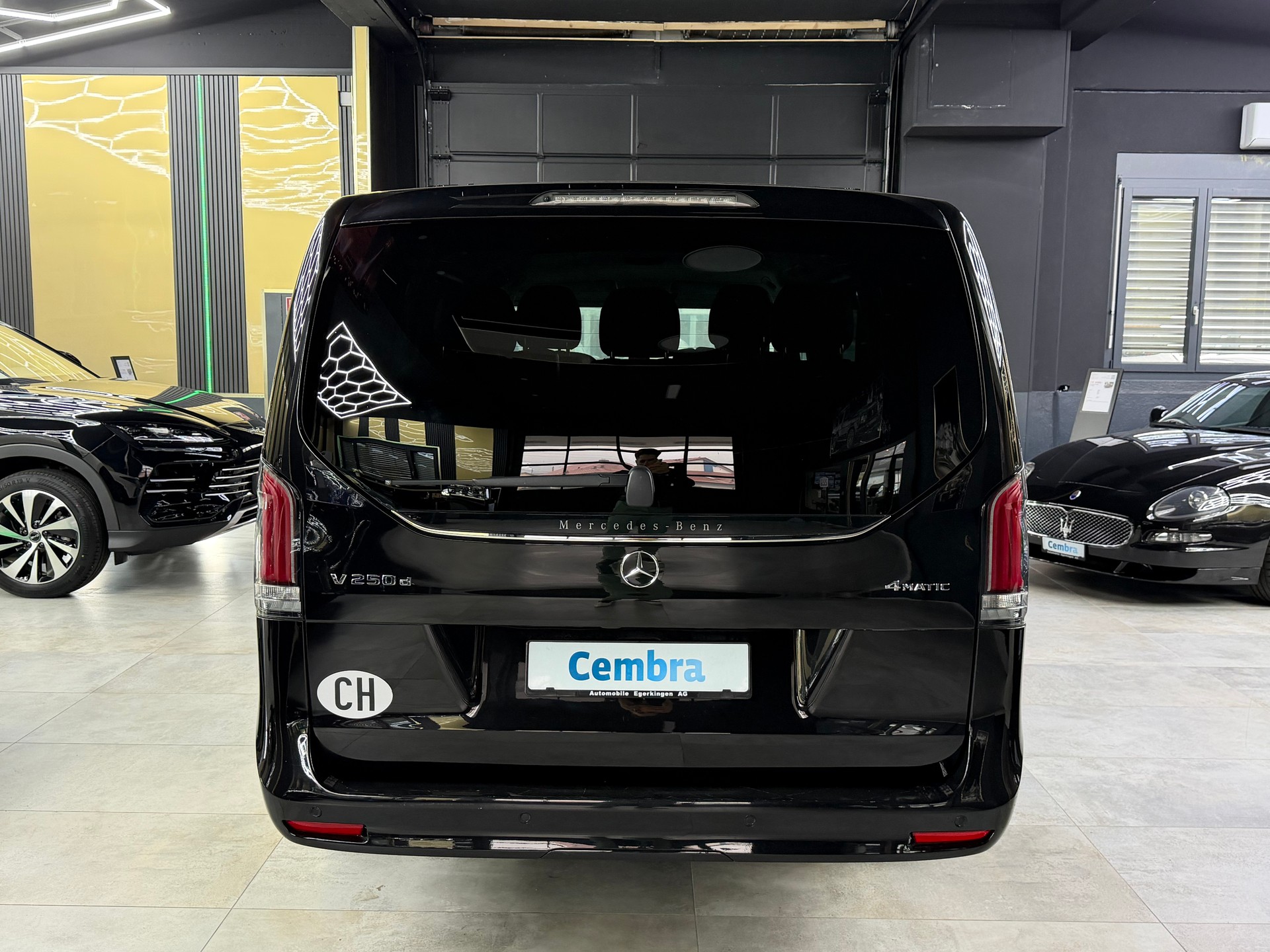 MERCEDES-BENZ V 250 d lang Avantgarde 4Matic G-Tronic-image-5