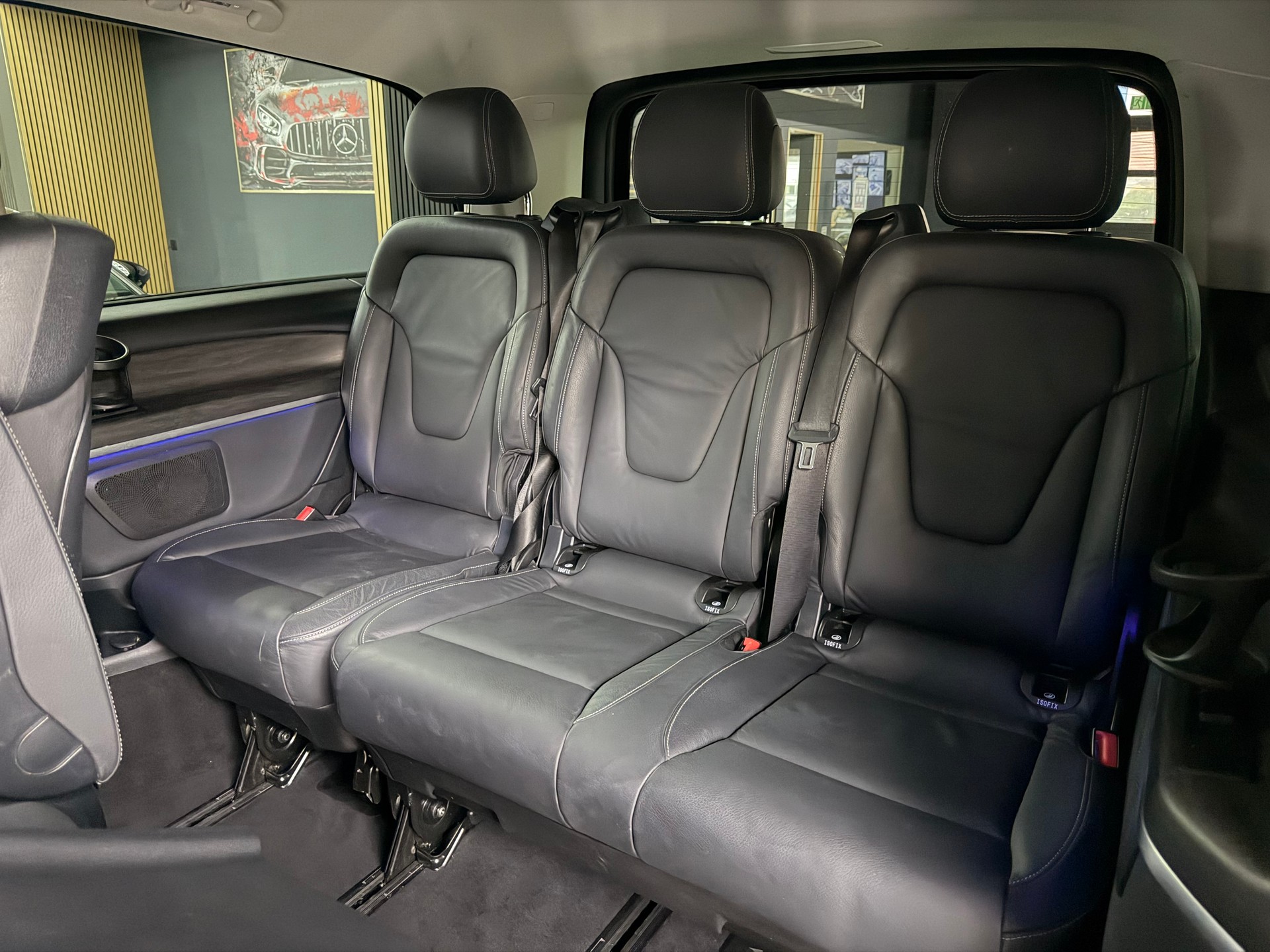 MERCEDES-BENZ V 250 d lang Avantgarde 4Matic G-Tronic-image-19