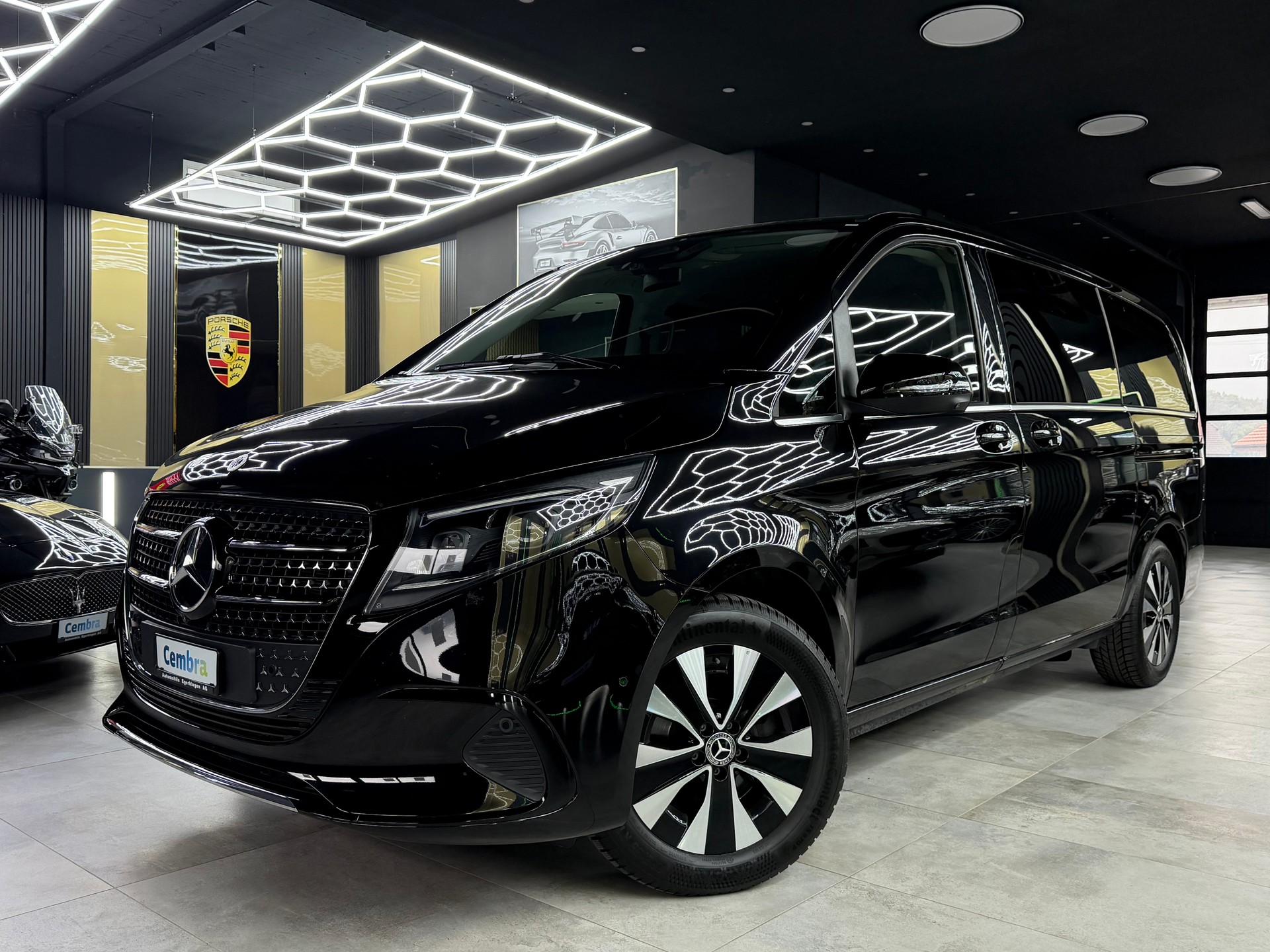 MERCEDES-BENZ V 250 d lang Avantgarde 4Matic G-Tronic-image-0
