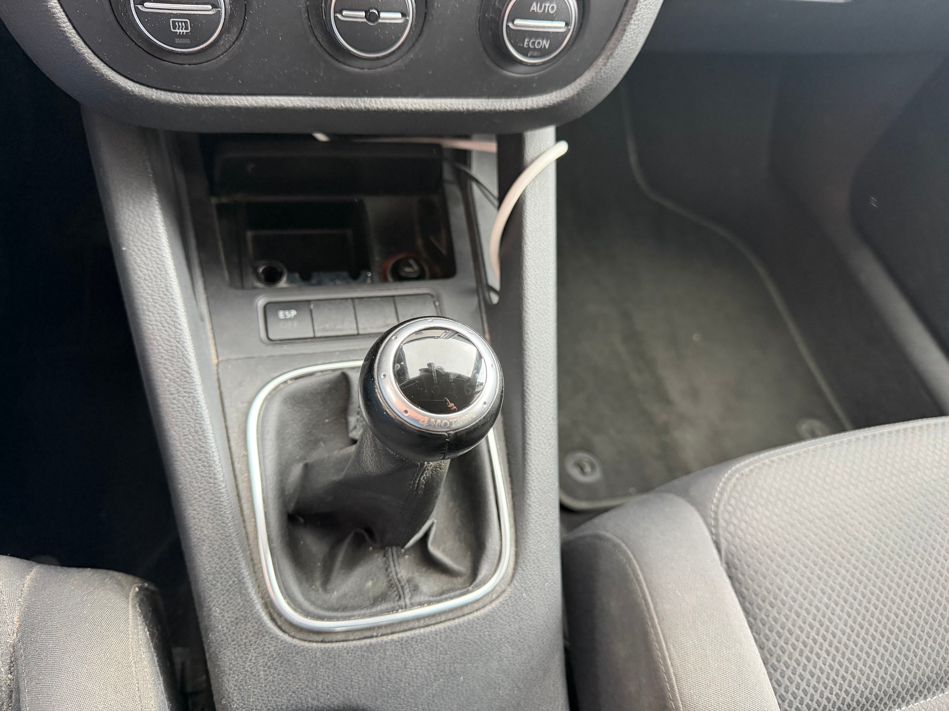 VW Golf 2.0 FSI Comfortline 4Motion-image-9
