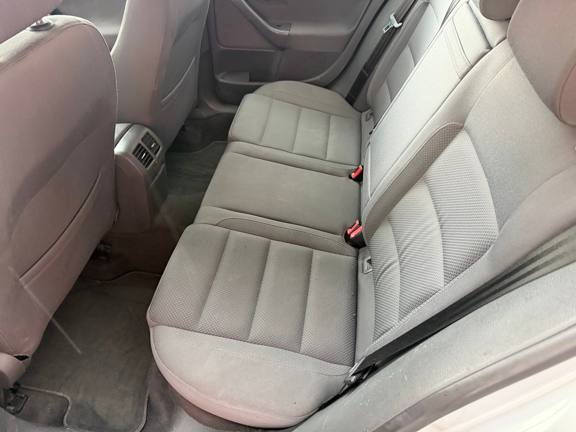 VW Golf 2.0 FSI Comfortline 4Motion-image-12
