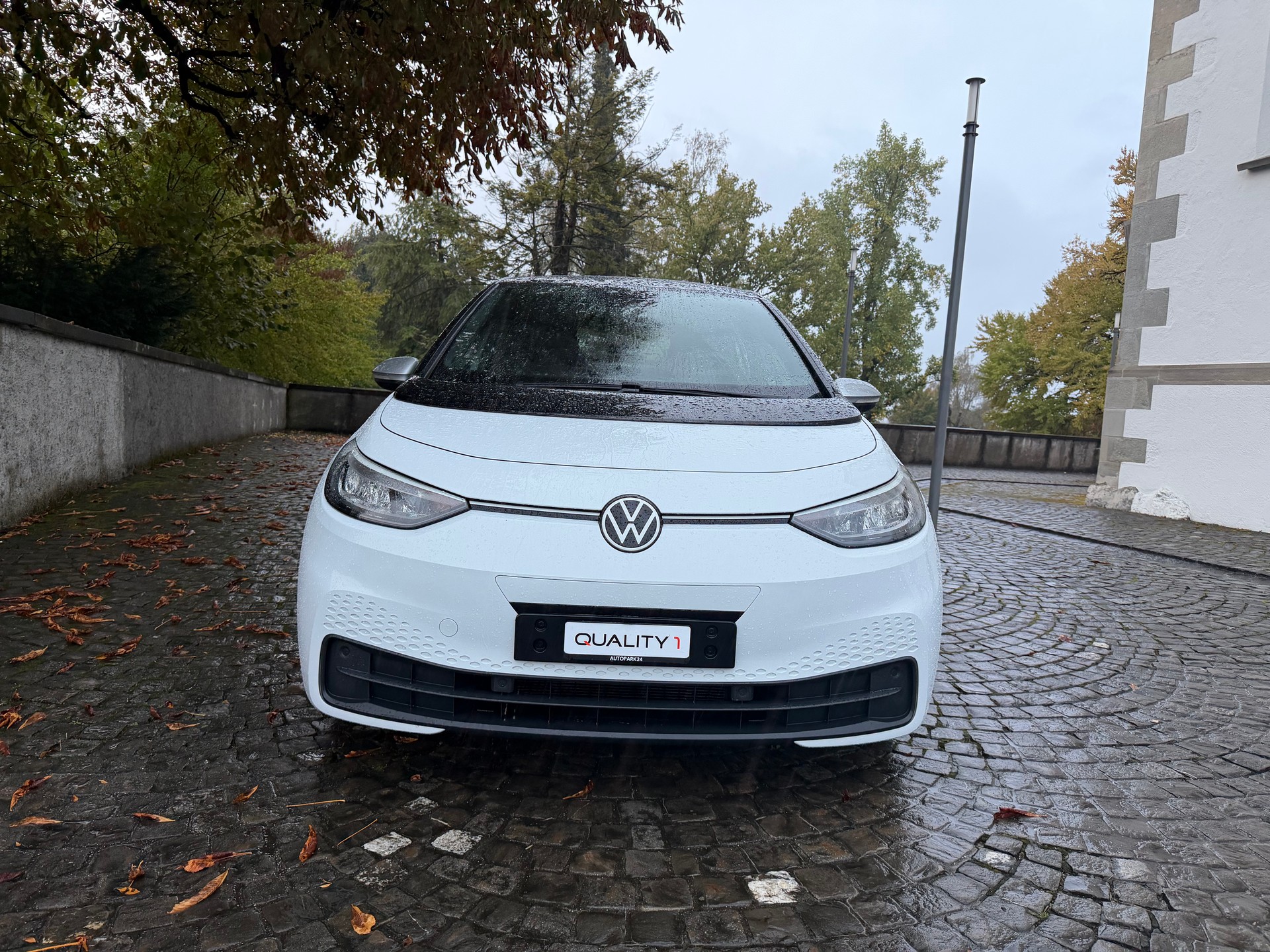 VW ID.3 Pro Performance 58 kWh / CH-Fahrz. / Frisch ab MFK / Service gepflegt / 96 Mon. Werksgarantie /LED/Apple CarPlay/IQ Drive-image-1