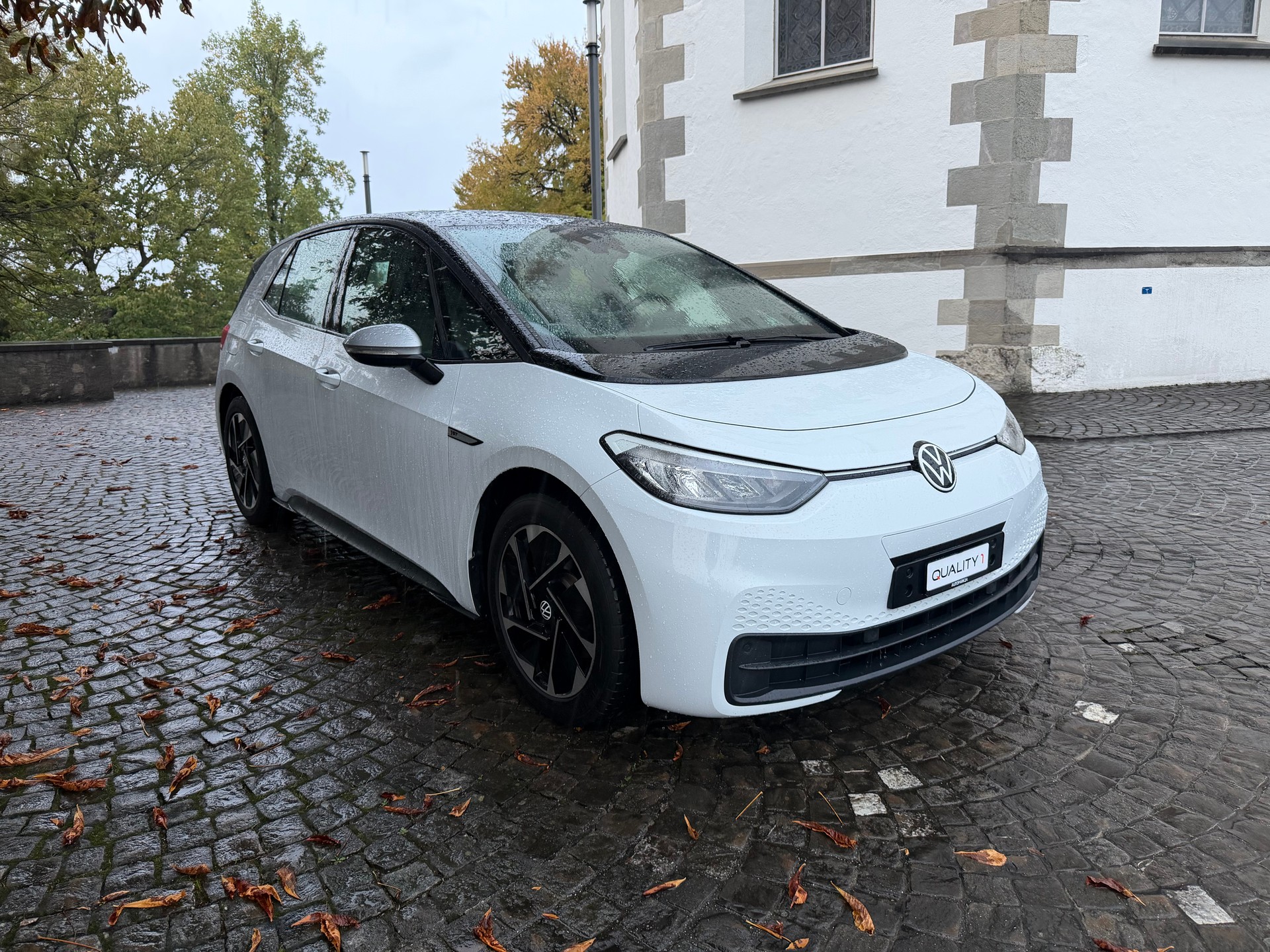 VW ID.3 Pro Performance 58 kWh / CH-Fahrz. / Frisch ab MFK / Service gepflegt / 96 Mon. Werksgarantie /LED/Apple CarPlay/IQ Drive-image-2