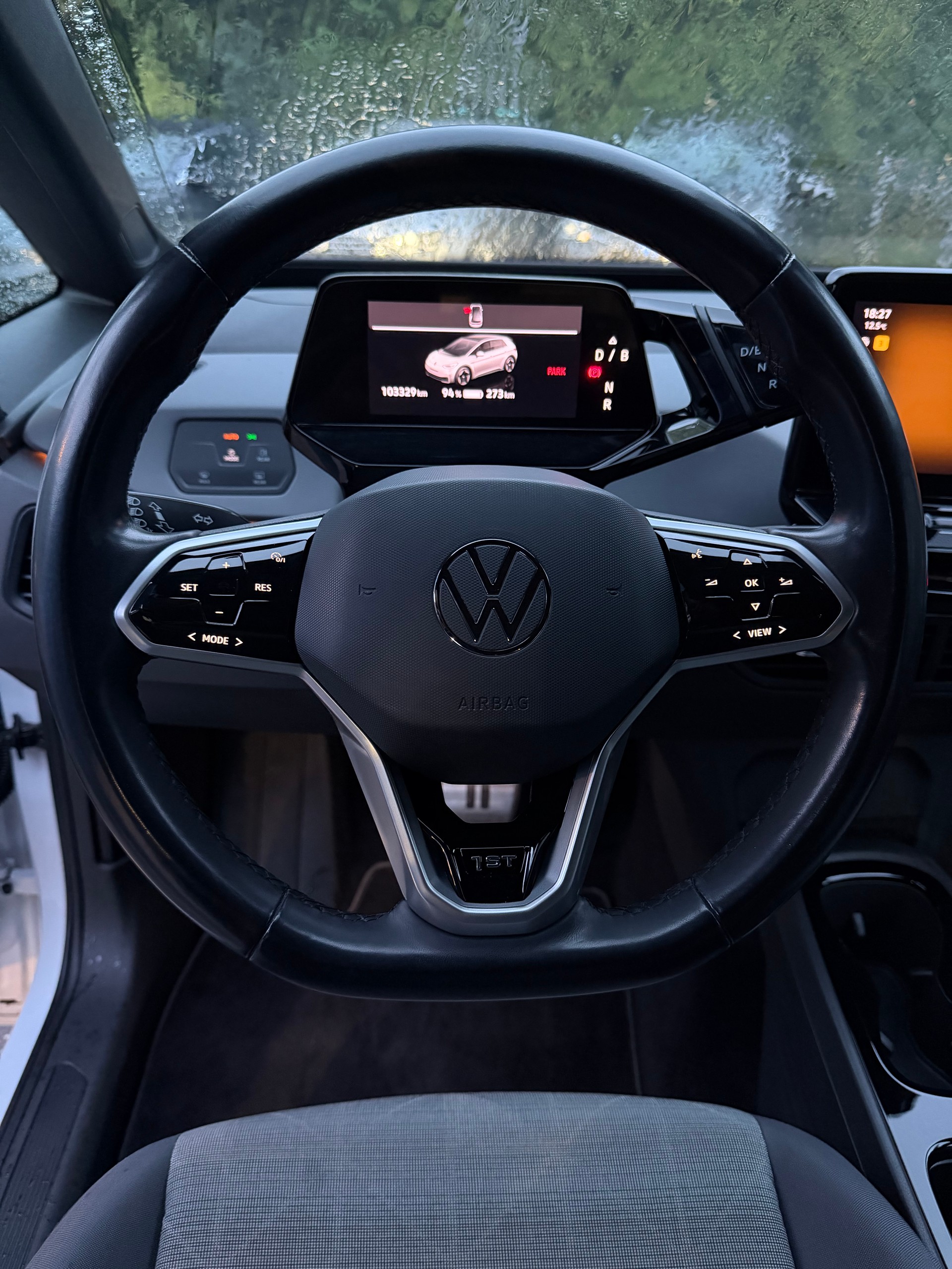 VW ID.3 Pro Performance 58 kWh / CH-Fahrz. / Frisch ab MFK / Service gepflegt / 96 Mon. Werksgarantie /LED/Apple CarPlay/IQ Drive-image-12