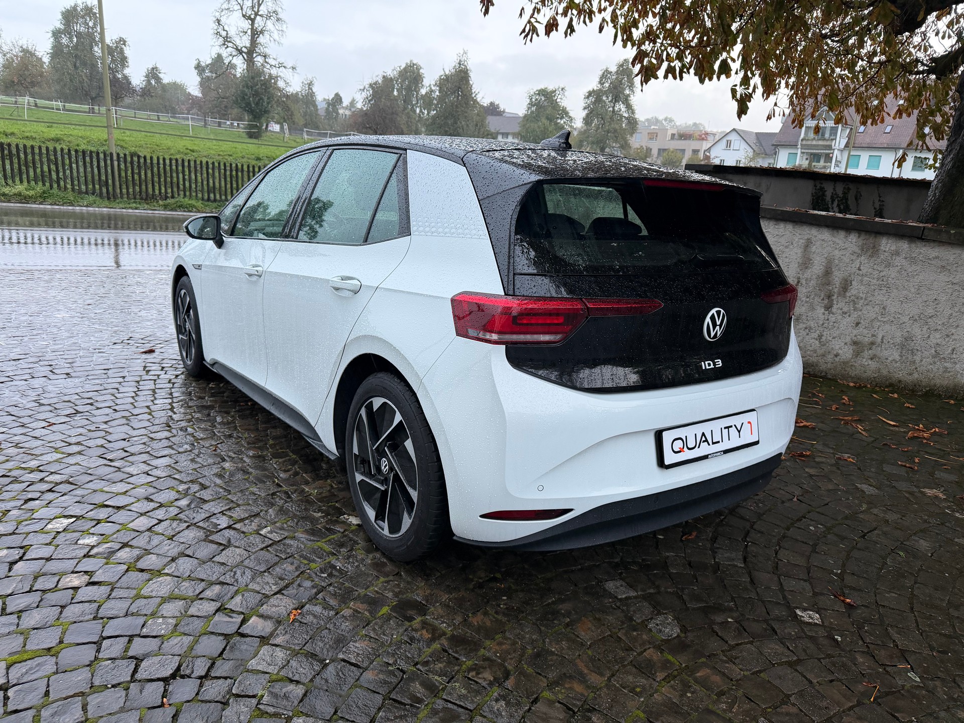 VW ID.3 Pro Performance 58 kWh / CH-Fahrz. / Frisch ab MFK / Service gepflegt / 96 Mon. Werksgarantie /LED/Apple CarPlay/IQ Drive-image-6