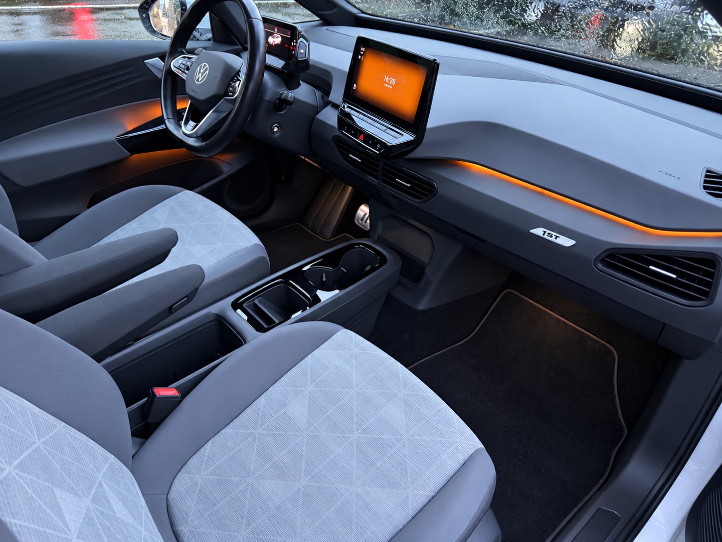 VW ID.3 Pro Performance 58 kWh / CH-Fahrz. / Frisch ab MFK / Service gepflegt / 96 Mon. Werksgarantie /LED/Apple CarPlay/IQ Drive-image-9