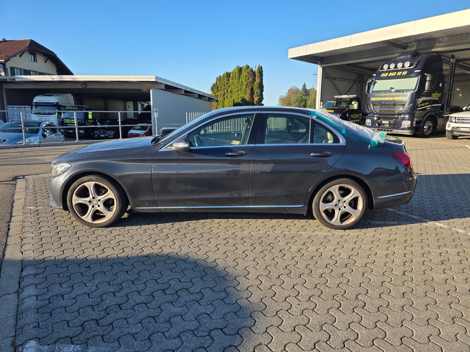 MERCEDES-BENZ C 200 4Matic 9G-Tronic-image-2