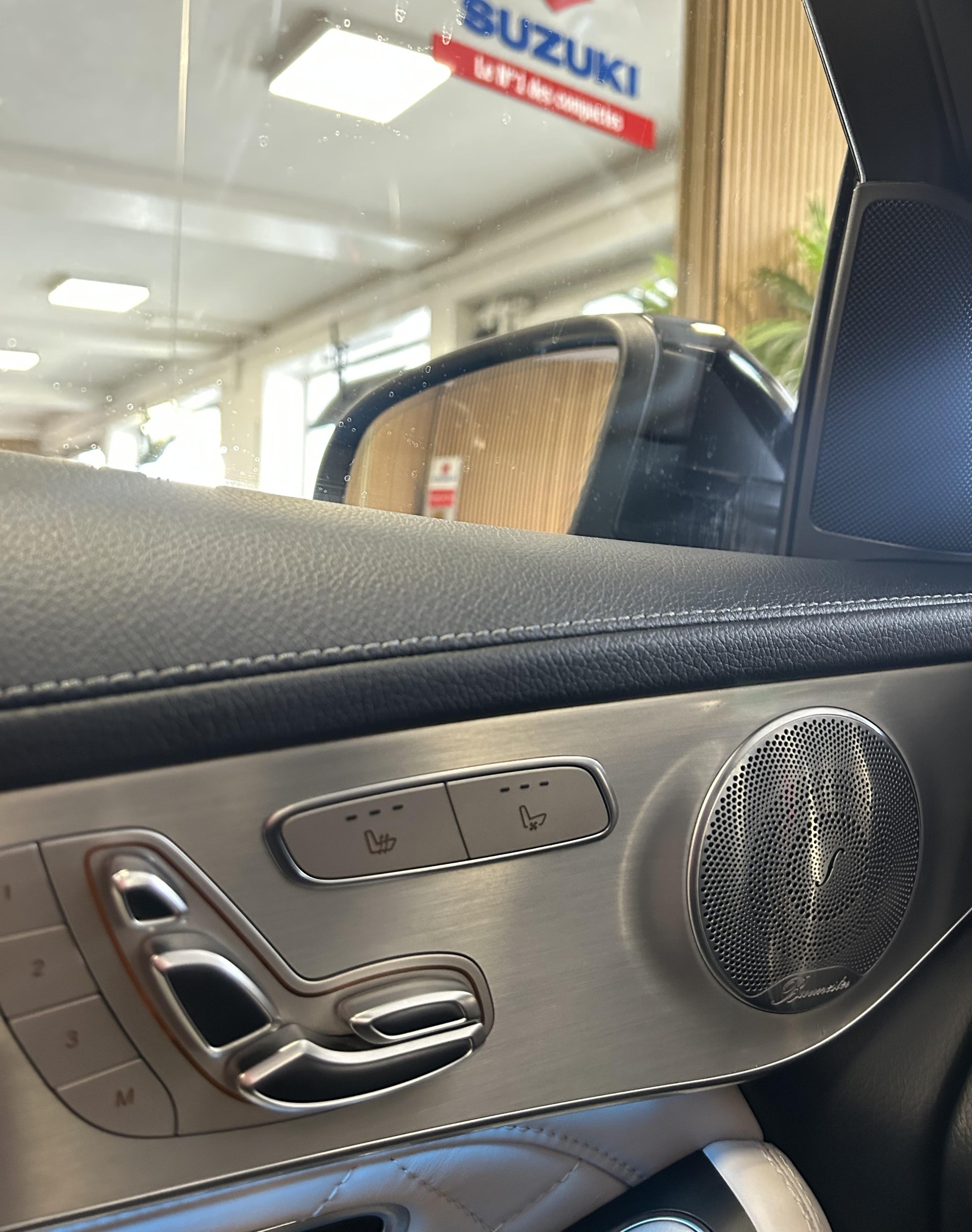 MERCEDES-BENZ GLC 43 AMG 4m-image-19