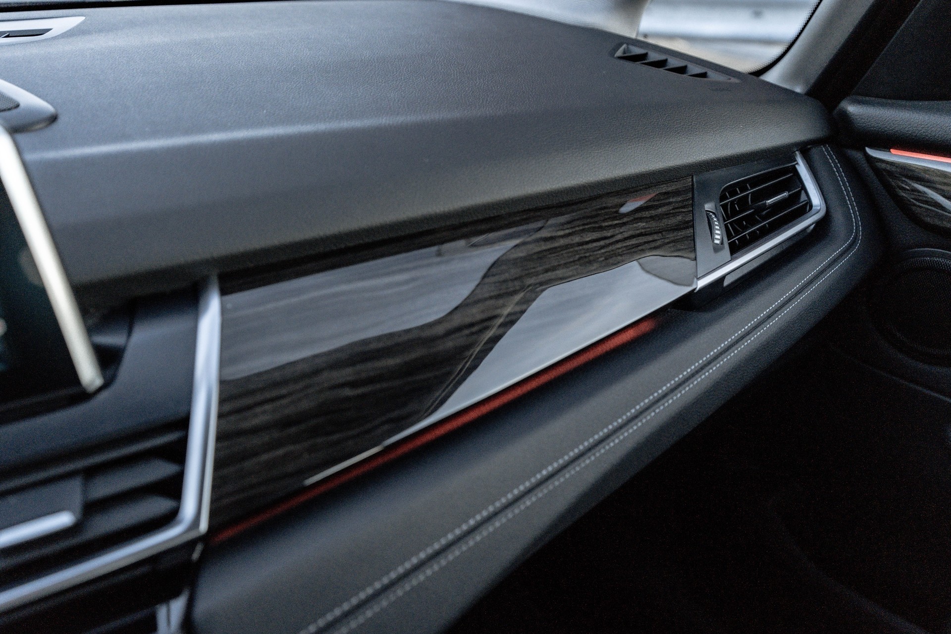 BMW 220i Active Tourer DKG Luxury Line * FRISCH AB SERVICE * TOP AUSSTATTUNG * LEDER *-image-13