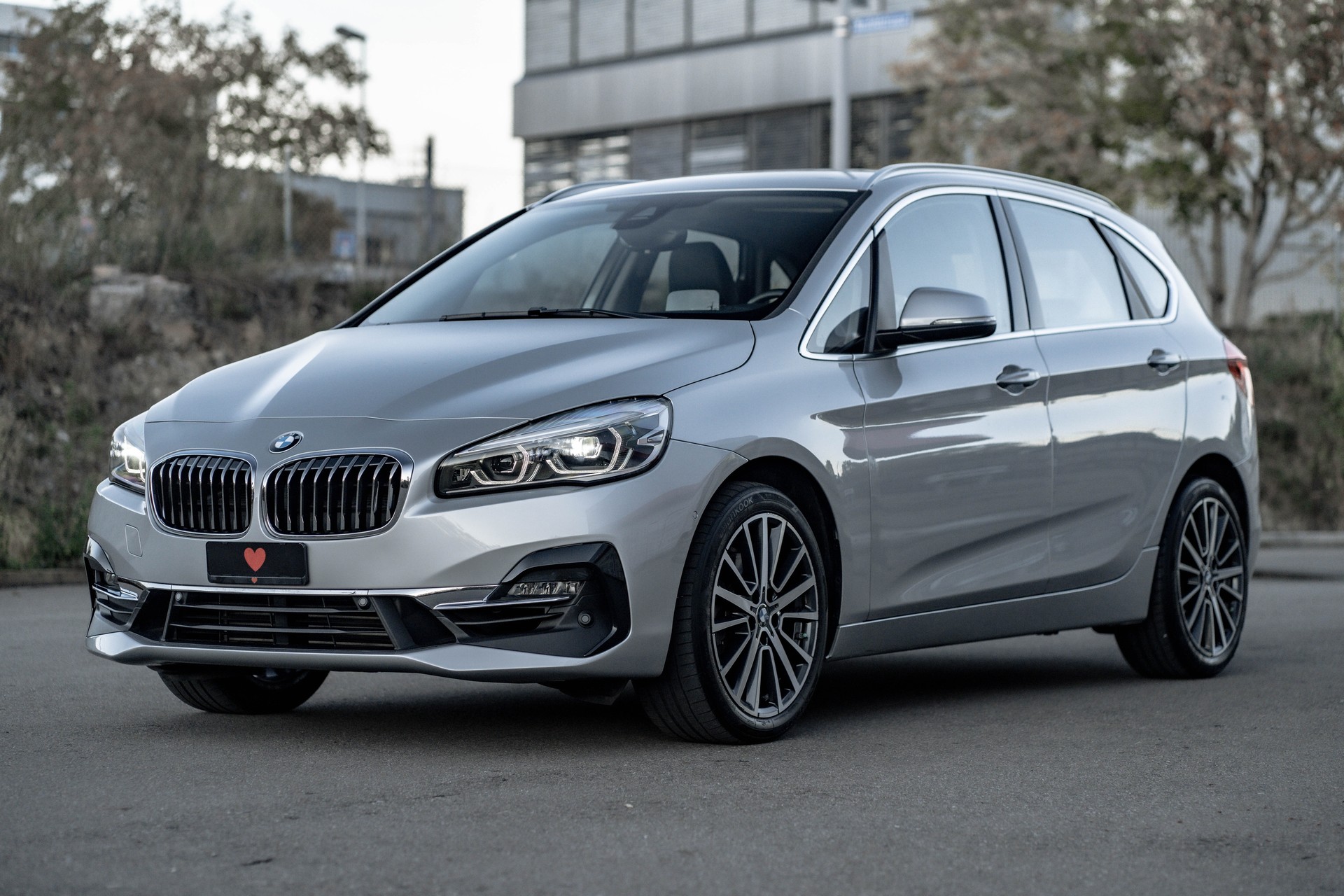BMW 220i Active Tourer DKG Luxury Line * FRISCH AB SERVICE * TOP AUSSTATTUNG * LEDER *-image-0