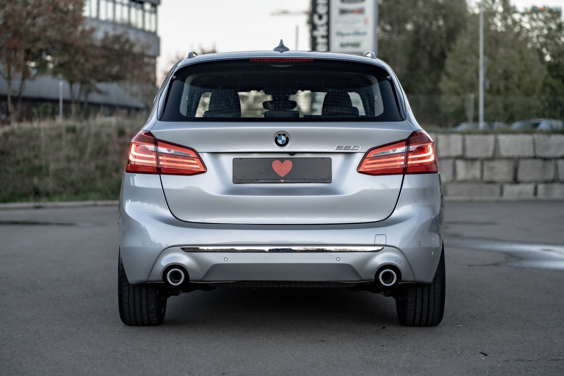BMW 220i Active Tourer DKG Luxury Line * FRISCH AB SERVICE * TOP AUSSTATTUNG * LEDER *-image-5