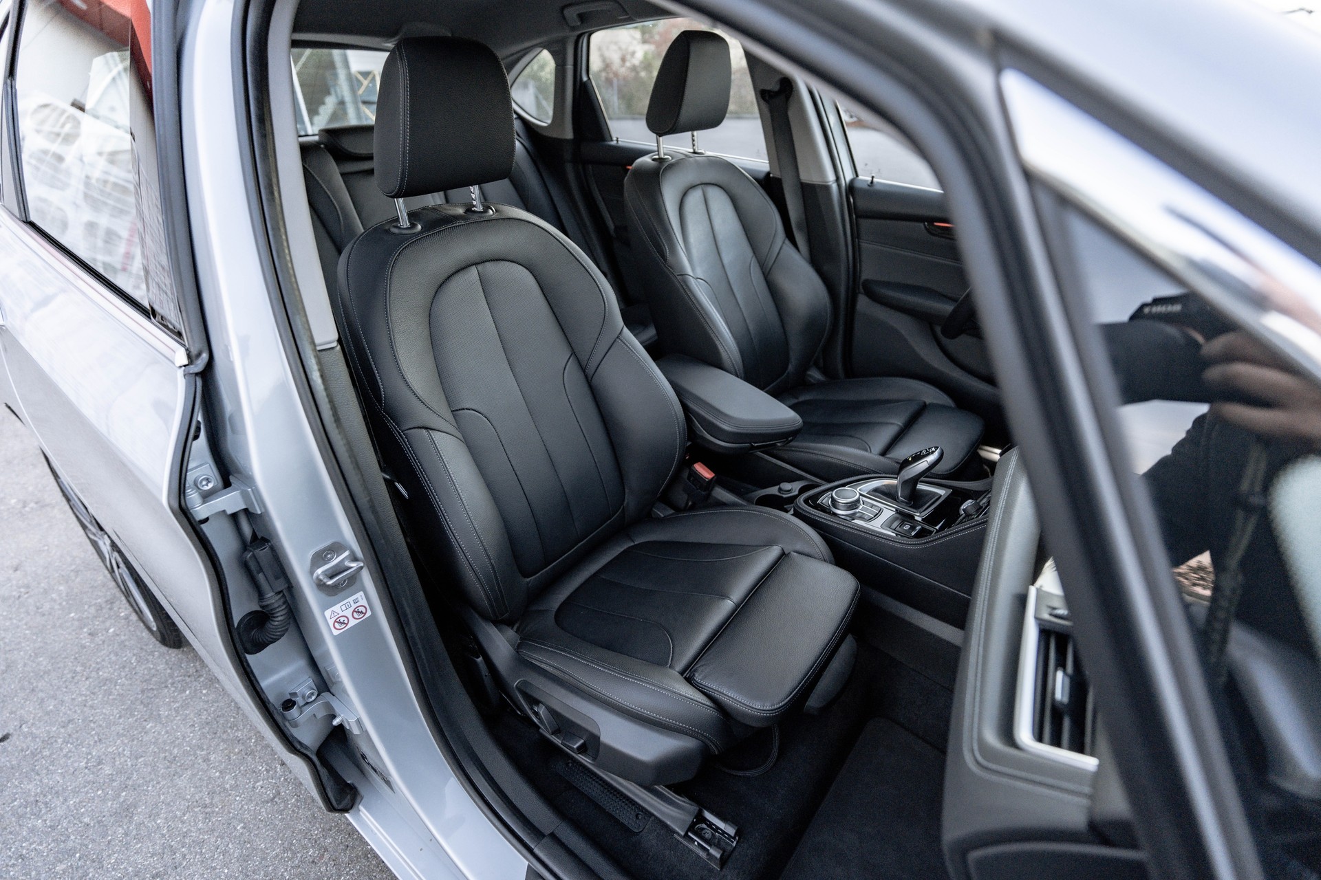 BMW 220i Active Tourer DKG Luxury Line * FRISCH AB SERVICE * TOP AUSSTATTUNG * LEDER *-image-16