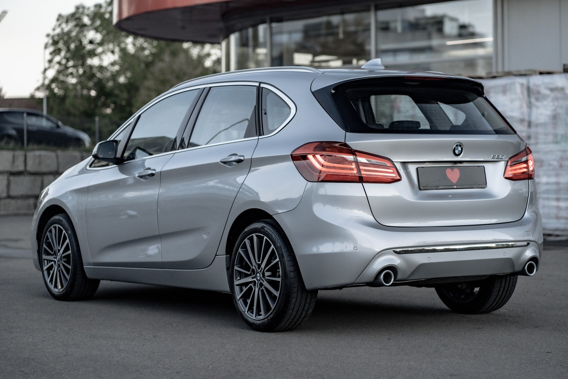 BMW 220i Active Tourer DKG Luxury Line * FRISCH AB SERVICE * TOP AUSSTATTUNG * LEDER *-image-4