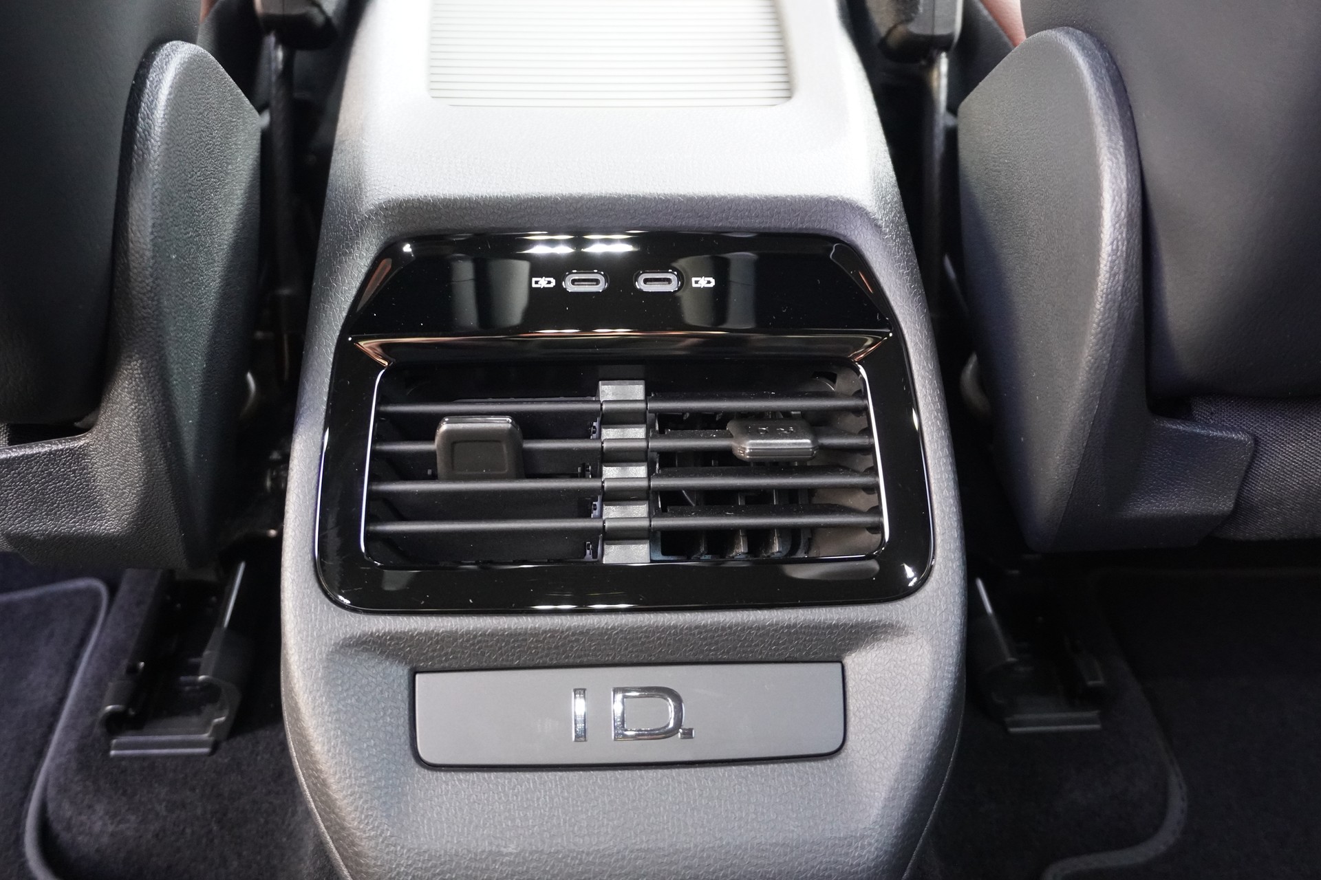 VW ID.4 Pro 77 kWh 4Motion-image-20