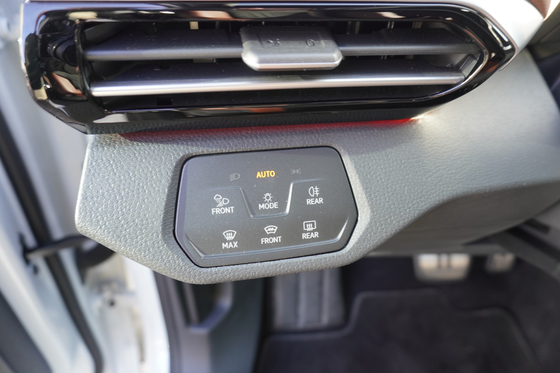 VW ID.4 Pro 77 kWh 4Motion-image-17