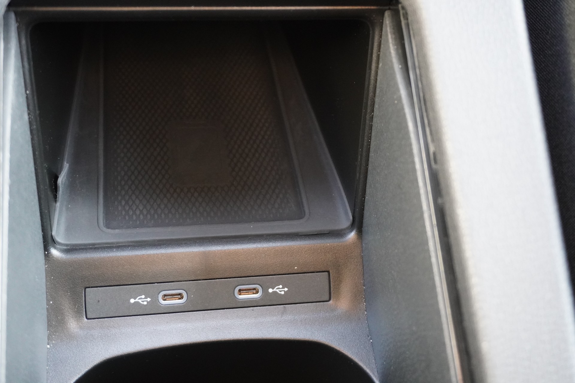 VW ID.4 Pro 77 kWh 4Motion-image-36