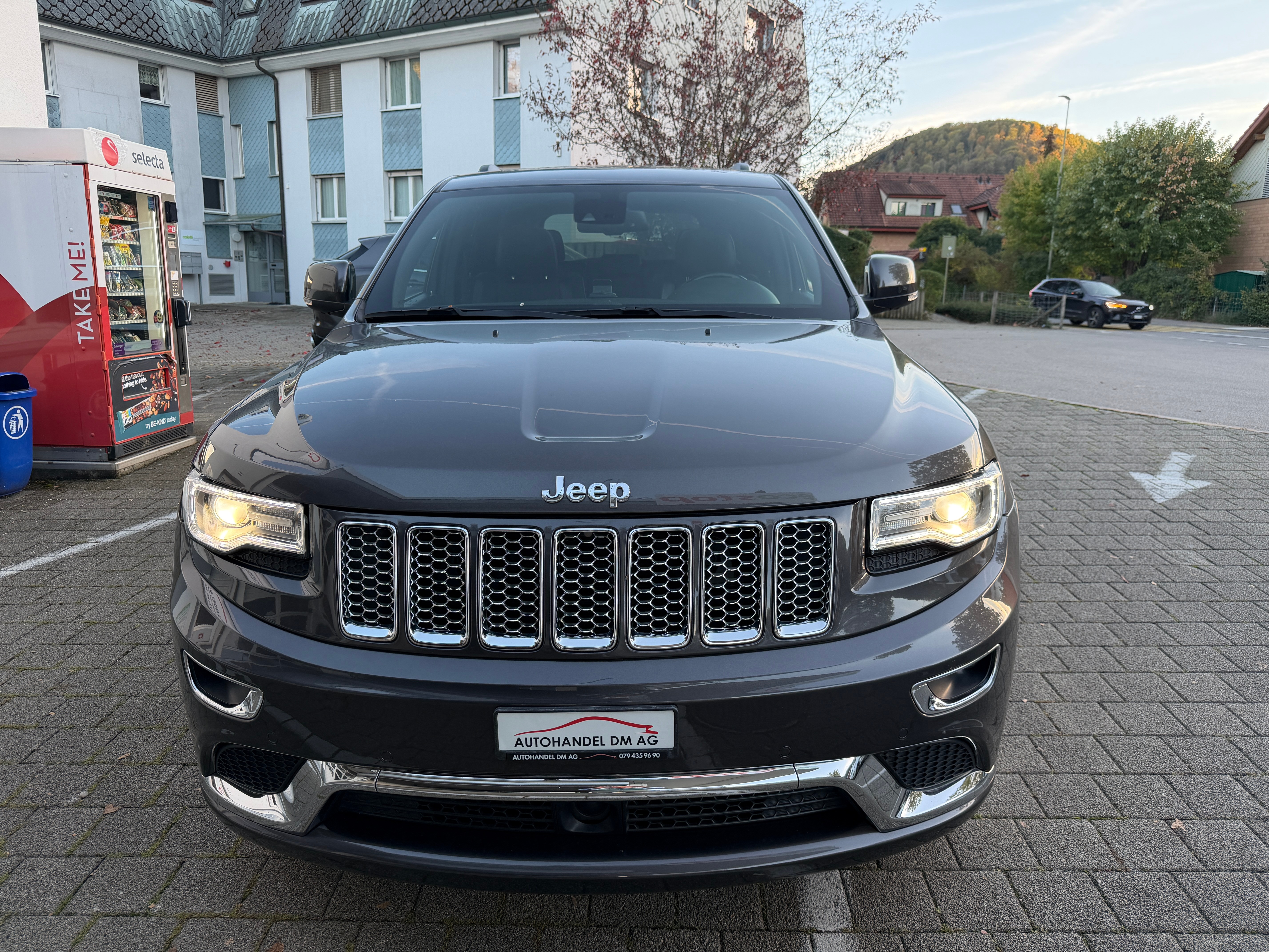 Car photo