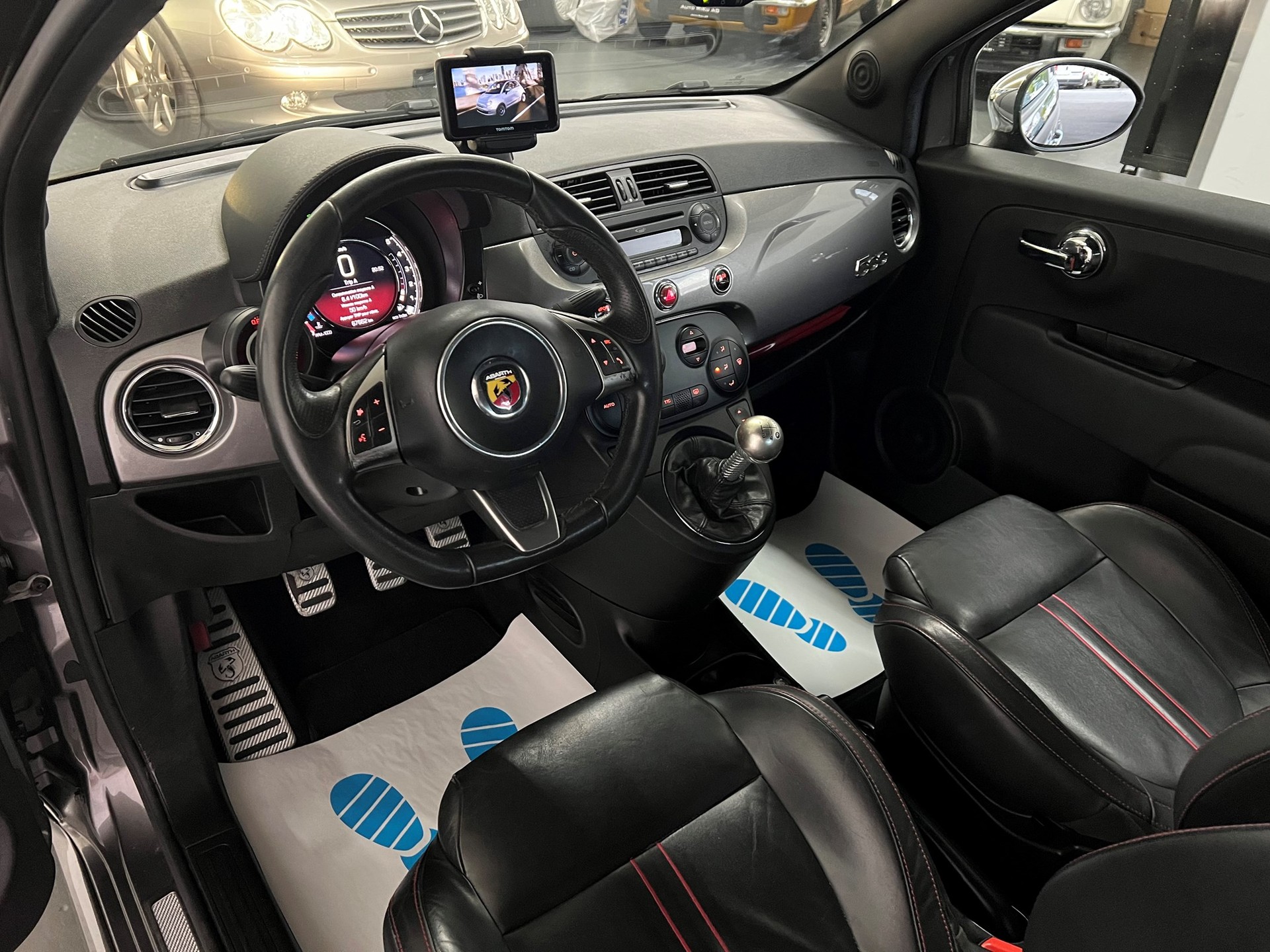 FIAT 595 1.4 16V Turbo Abarth Turismo-image-13