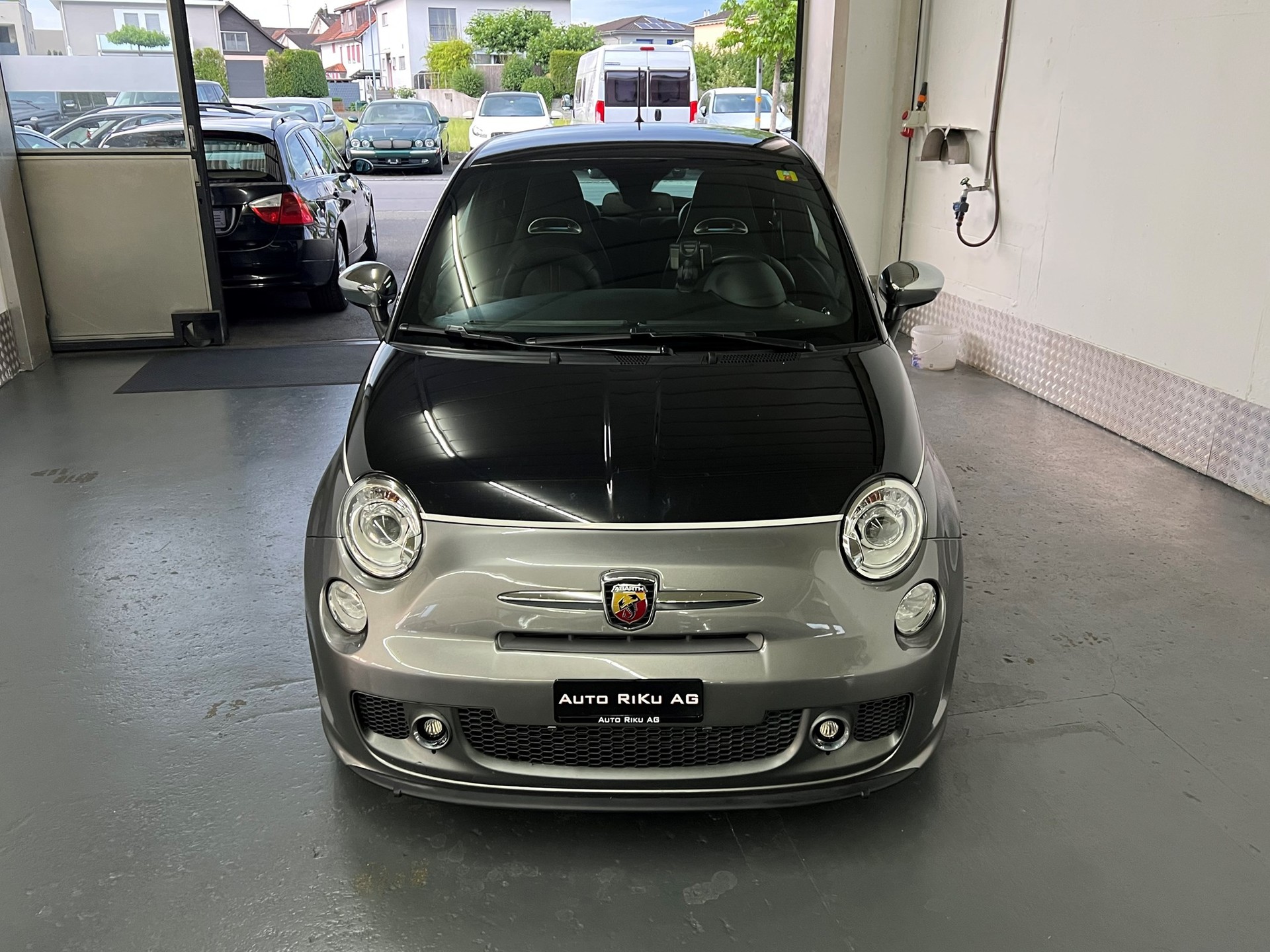 FIAT 595 1.4 16V Turbo Abarth Turismo-image-2