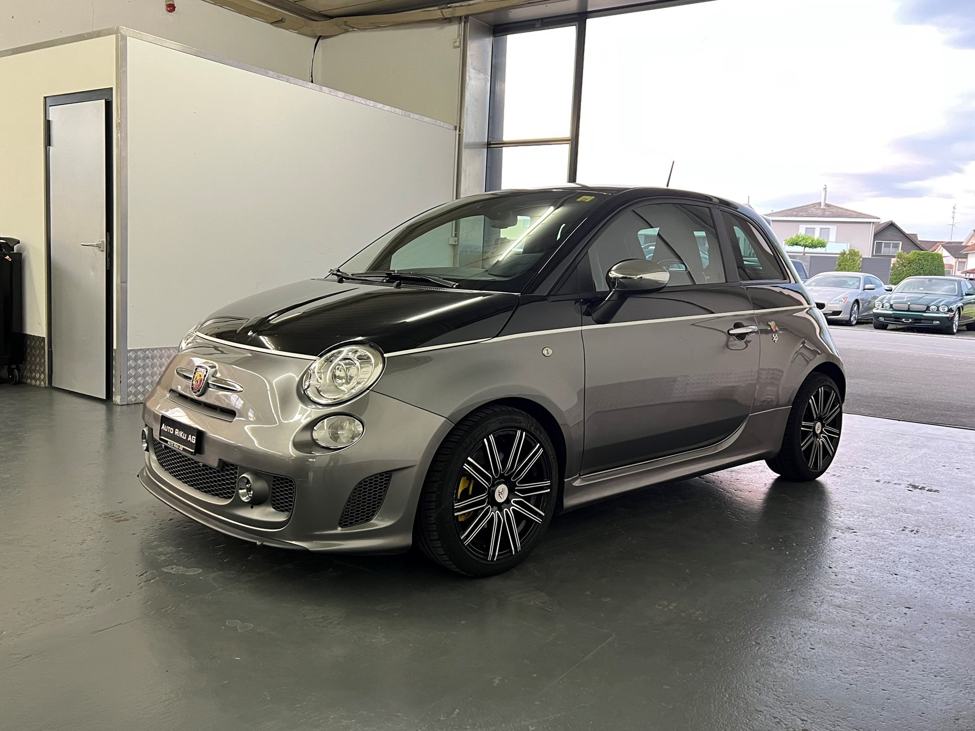 FIAT 595 1.4 16V Turbo Abarth Turismo-image-4