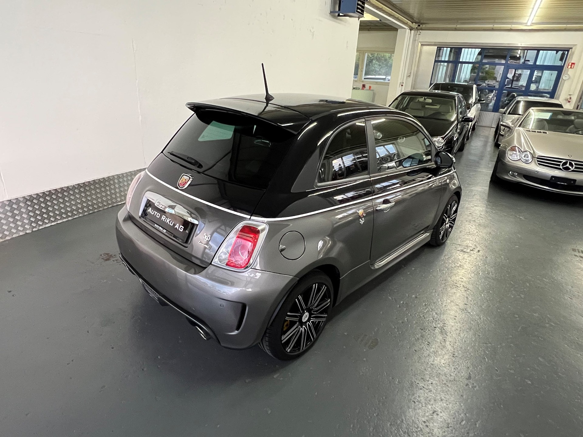 FIAT 595 1.4 16V Turbo Abarth Turismo-image-7