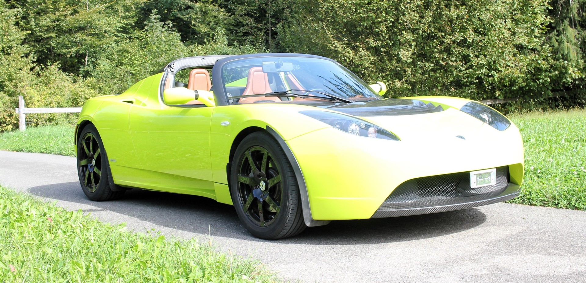 TESLA ROADSTER Sport Signature-Edition-image-1