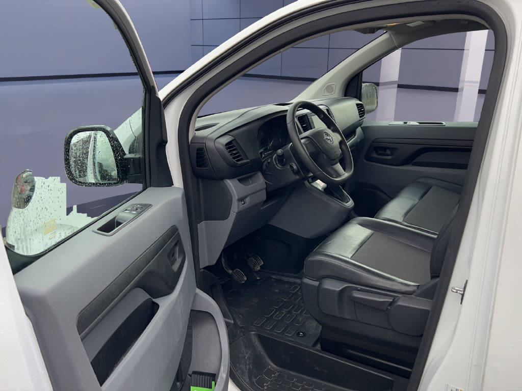 OPEL Vivaro Cargo KW M 2.7t.1.5CDTI Essen 120-image-5