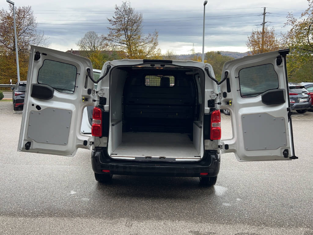 OPEL Vivaro Cargo KW M 2.7t.1.5CDTI Essen 120-image-8