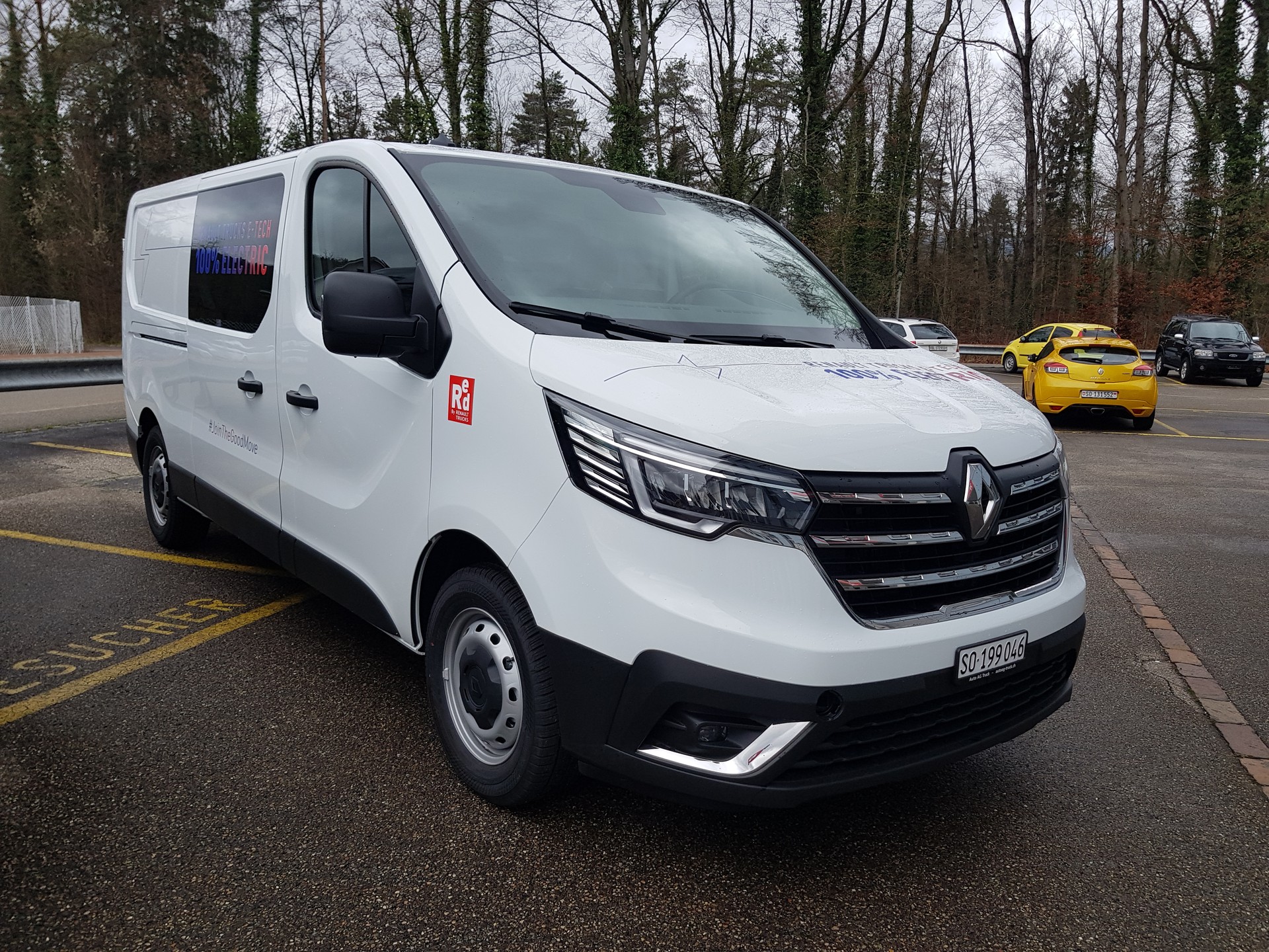 RENAULT Trafic E-Tech Red Edition L2H1-image-0