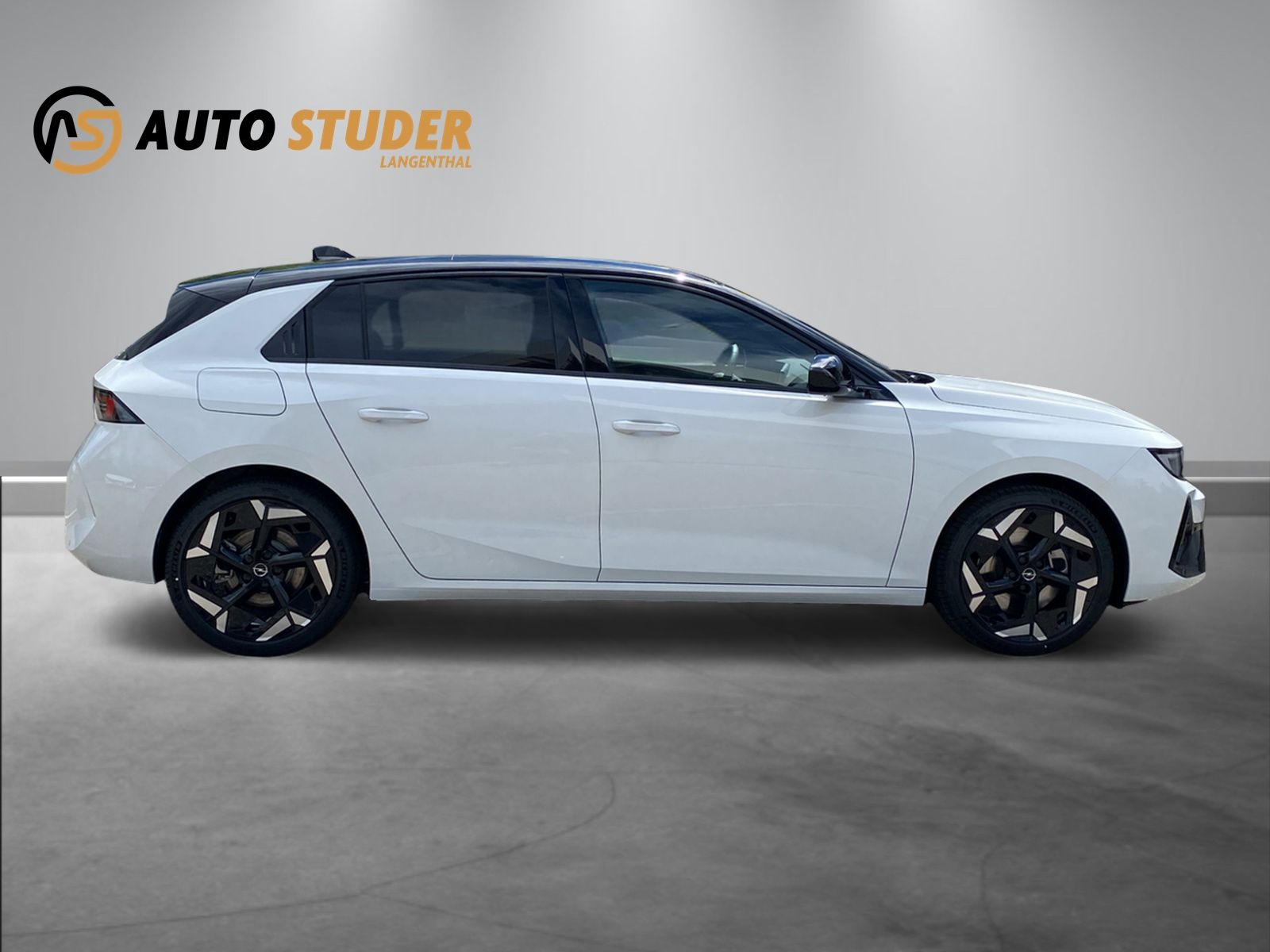 OPEL Astra L 1.6 T PHEV 225 GSe-image-3