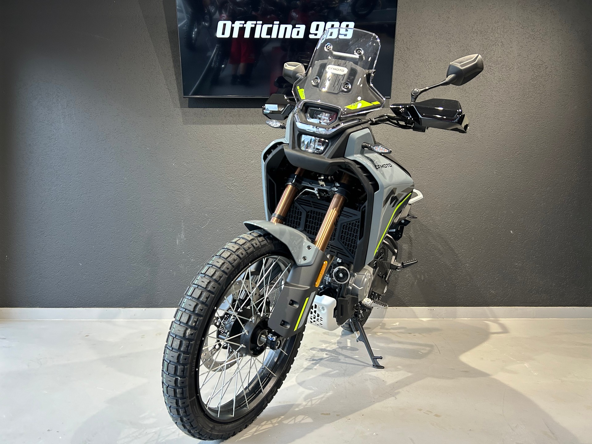 CF MOTO 450MT