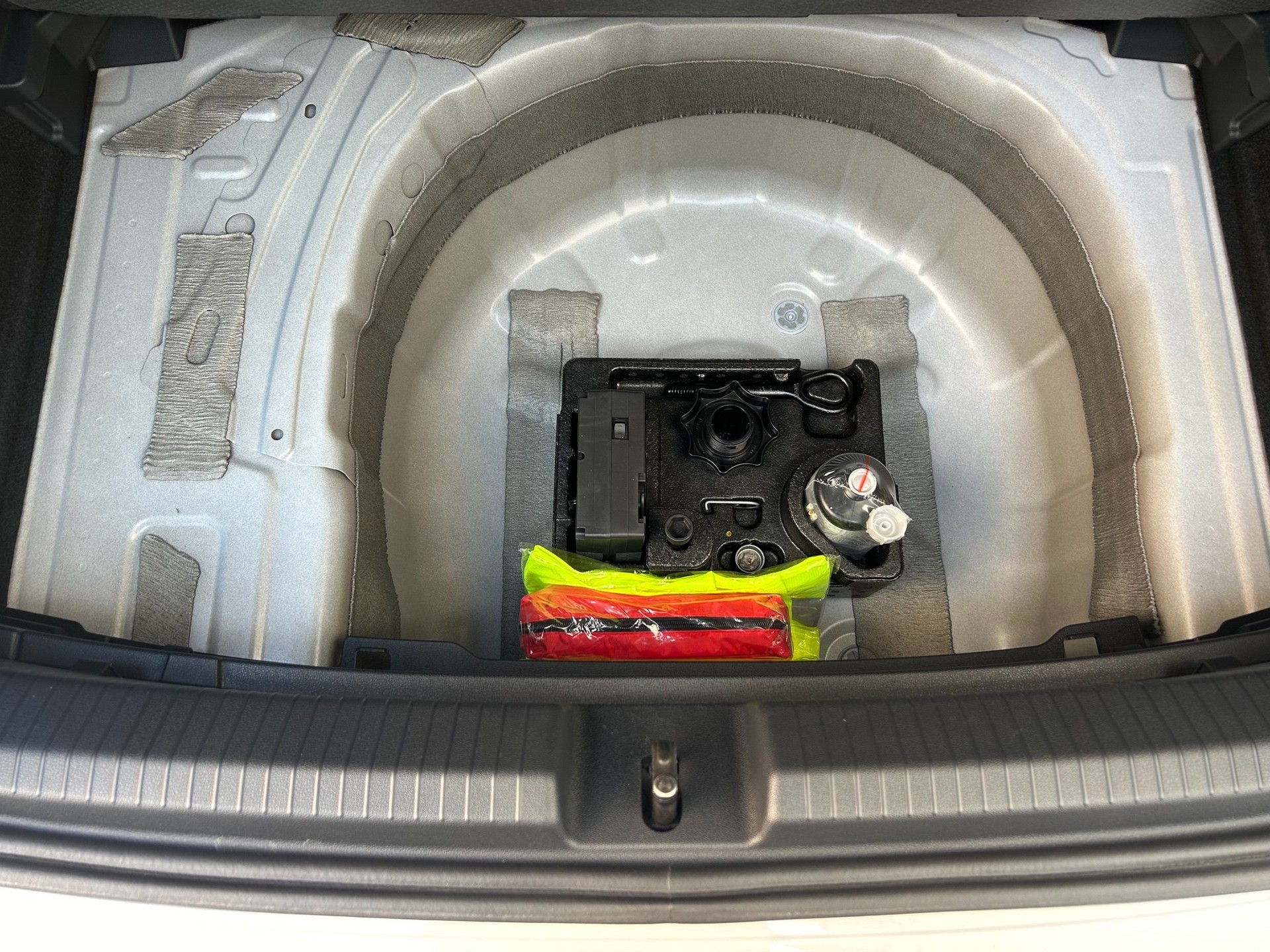 VW Polo 1.0 TSI Style DSG-image-9