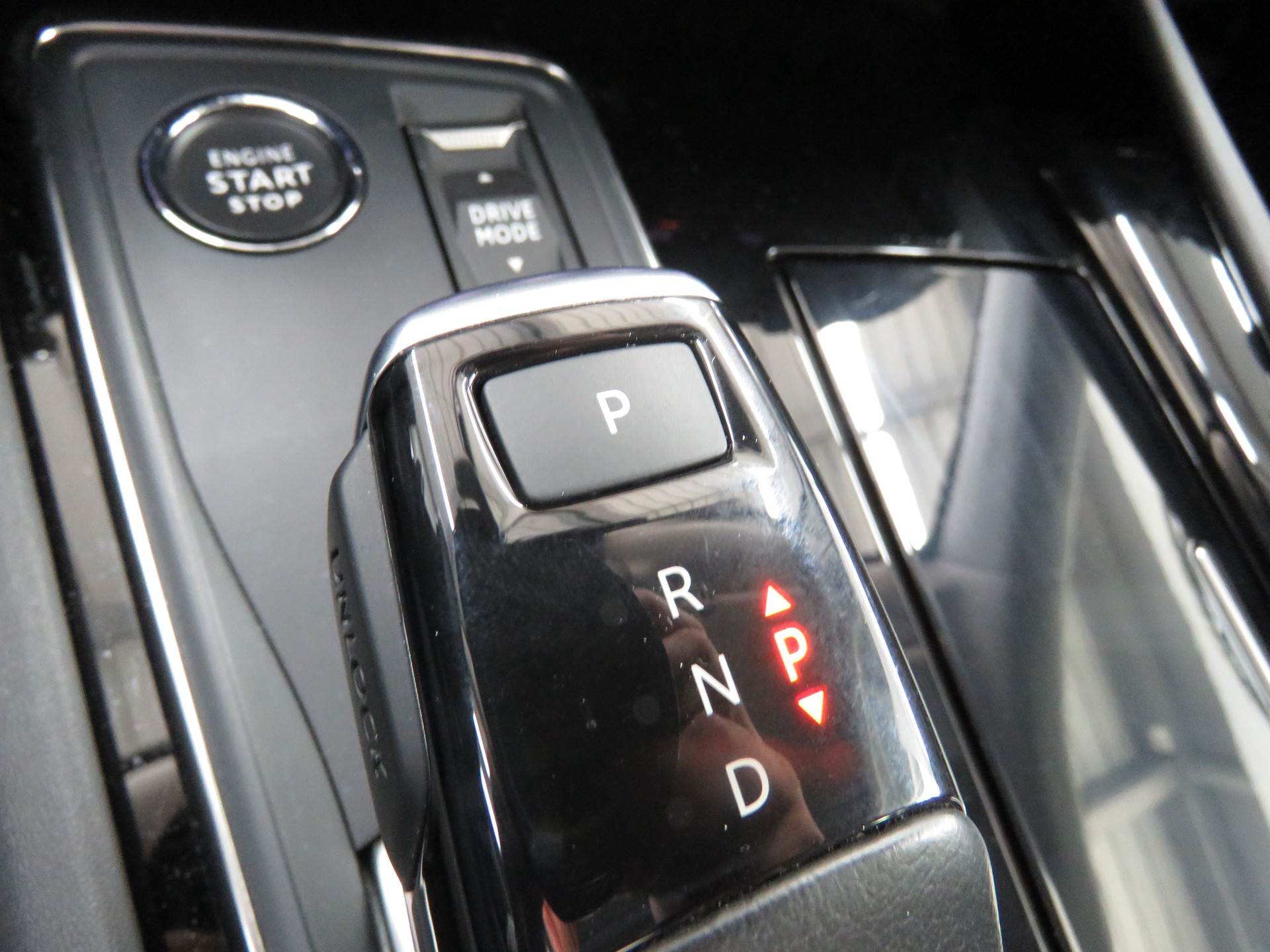 PEUGEOT 508 SW 1.2 Pure Tech Allure Pack EAT8 (Automat)-image-21