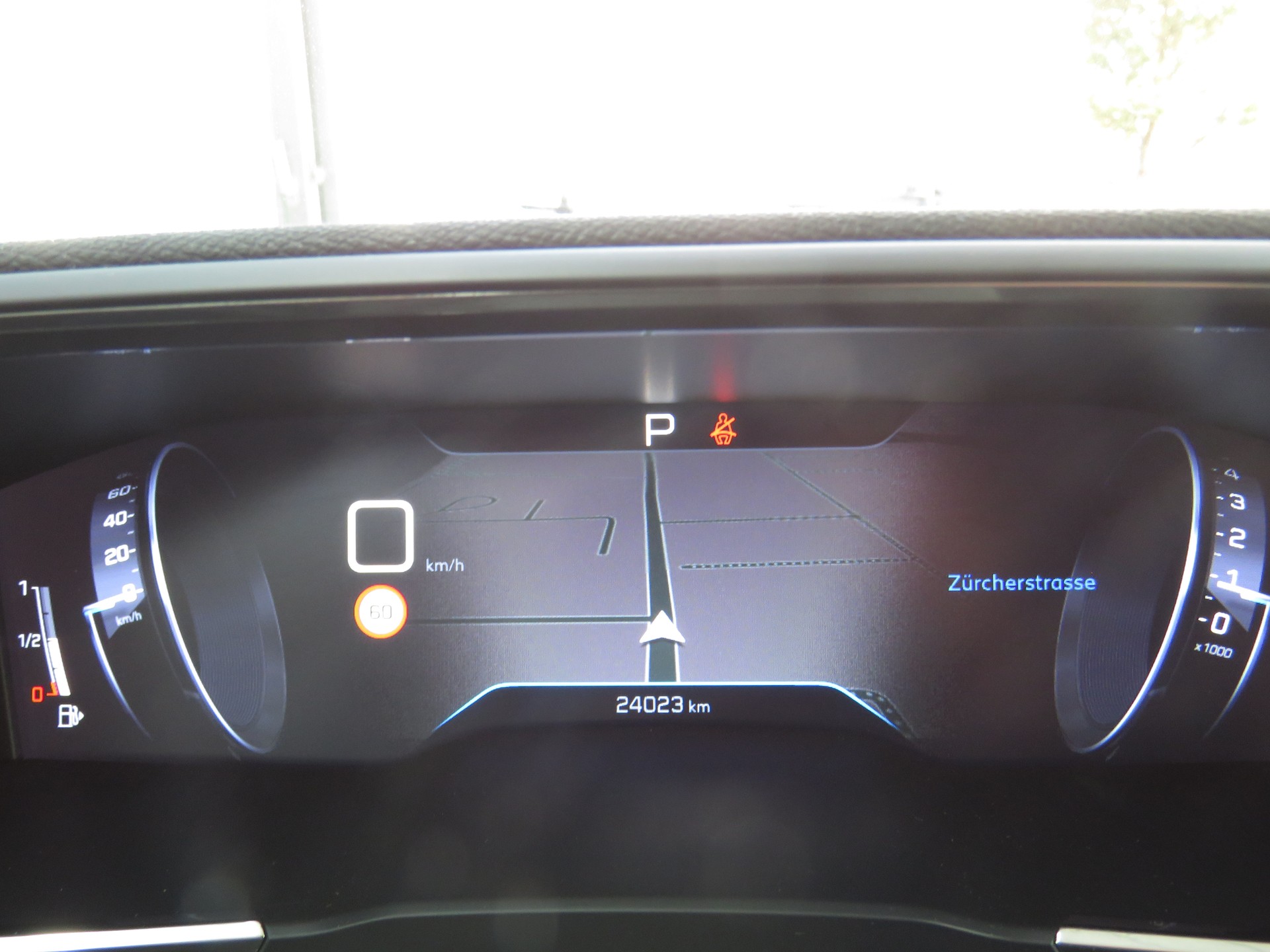 PEUGEOT 508 SW 1.2 Pure Tech Allure Pack EAT8 (Automat)-image-13