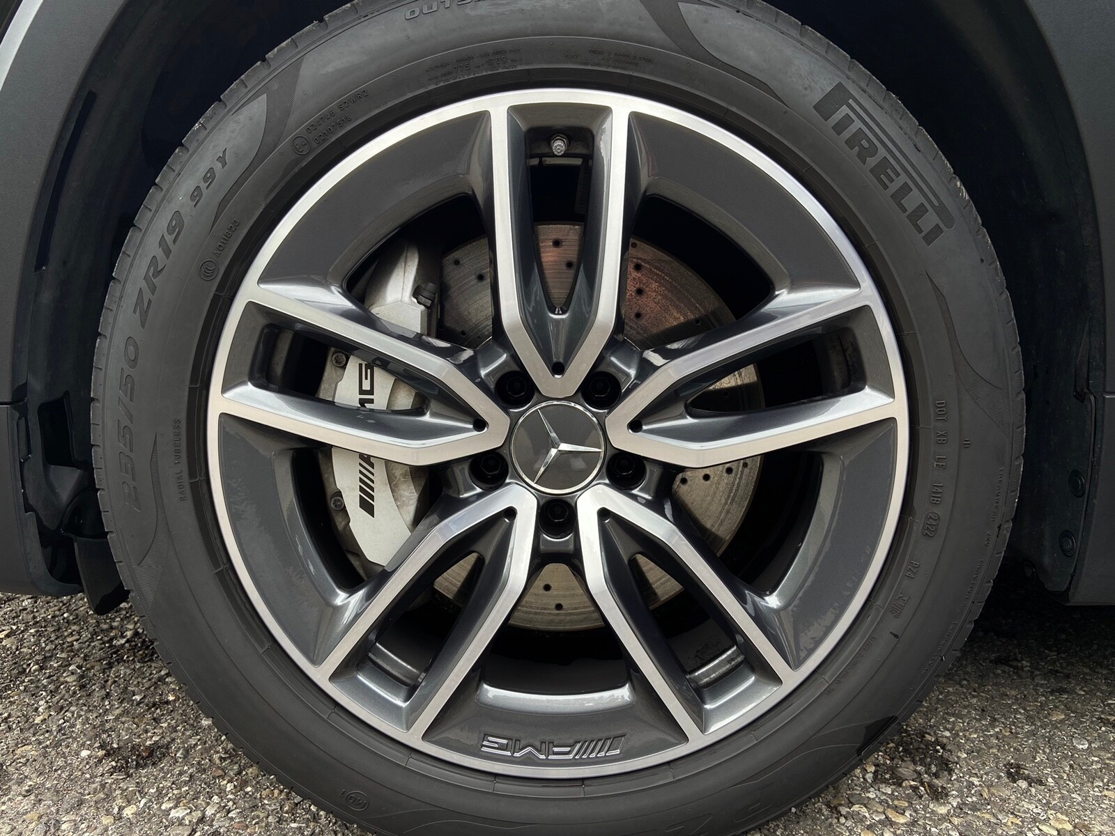 MERCEDES-BENZ GLB 35 AMG 4Matic 8G-Tronic-image-13