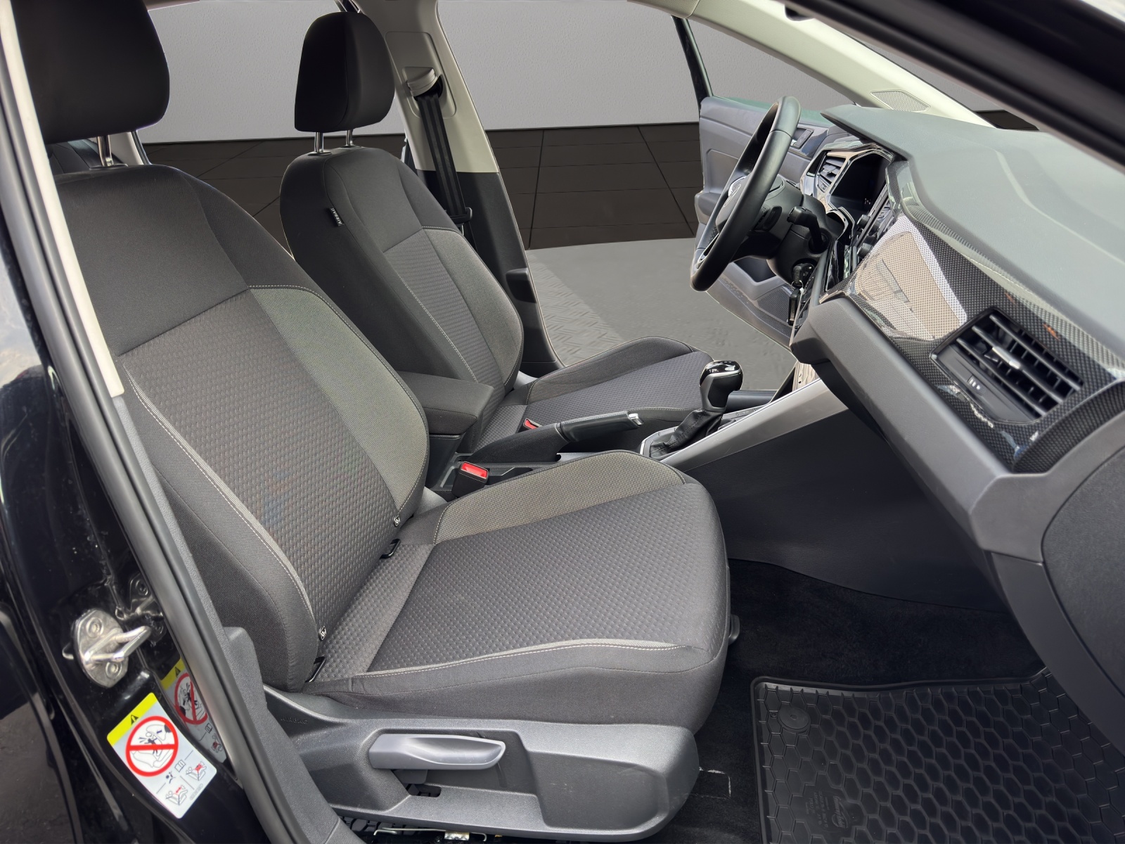 VW Polo 1.0 TSI Life DSG-image-16
