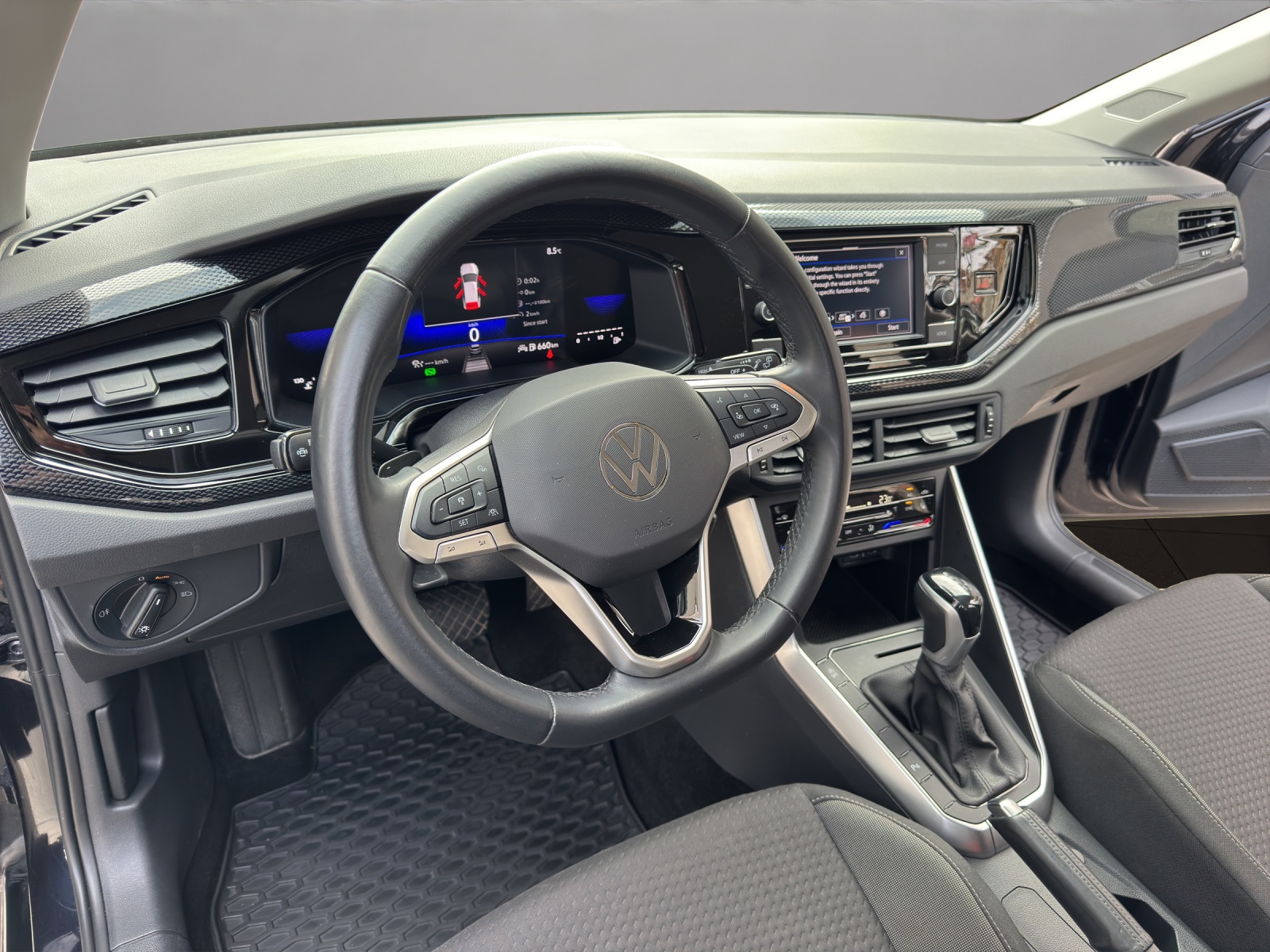VW Polo 1.0 TSI Life DSG-image-9