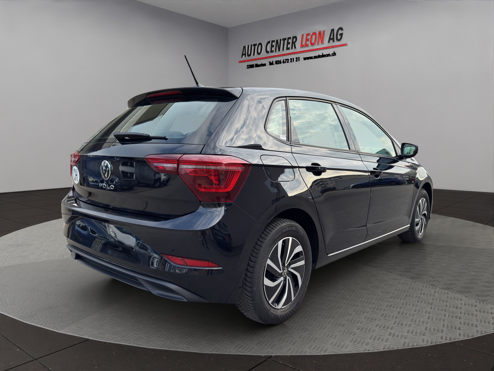VW Polo 1.0 TSI Life DSG-image-5
