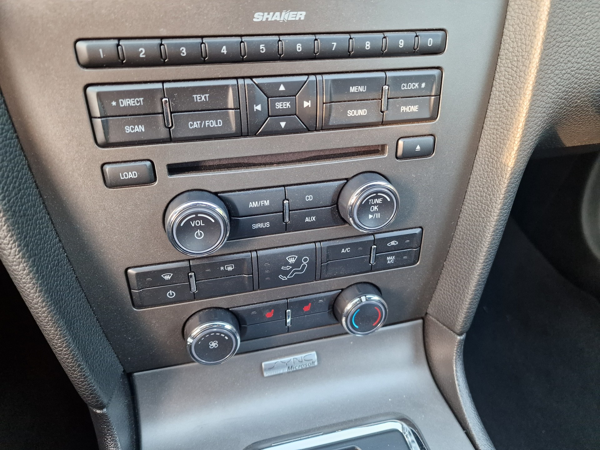 FORD Mustang GT Premium V8 420PS Automat-image-18