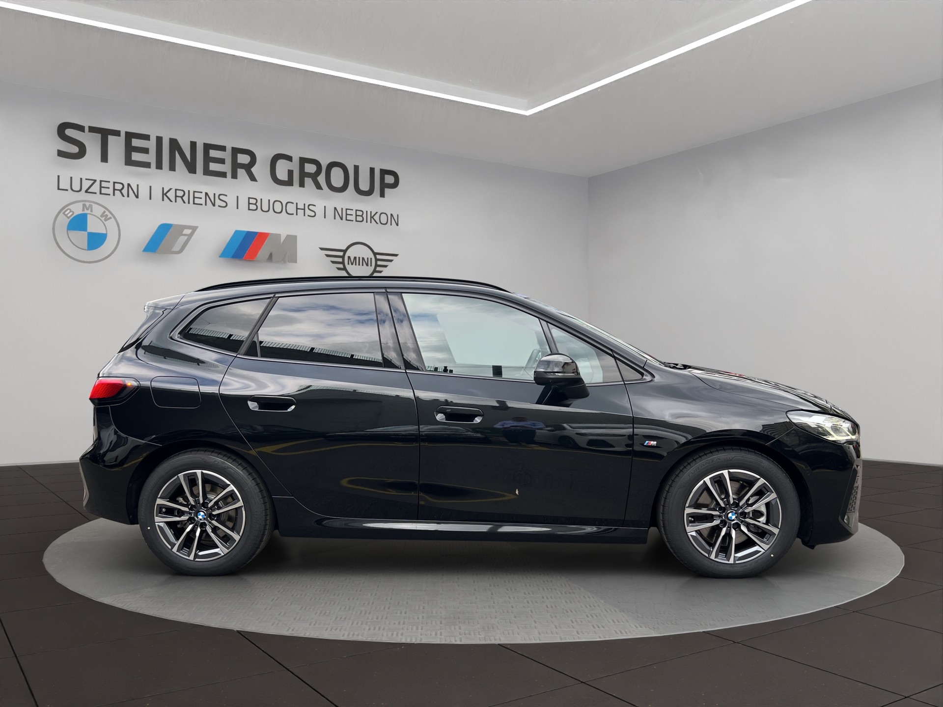BMW 223d Active Tourer xDrive M Sport DKG-image-4