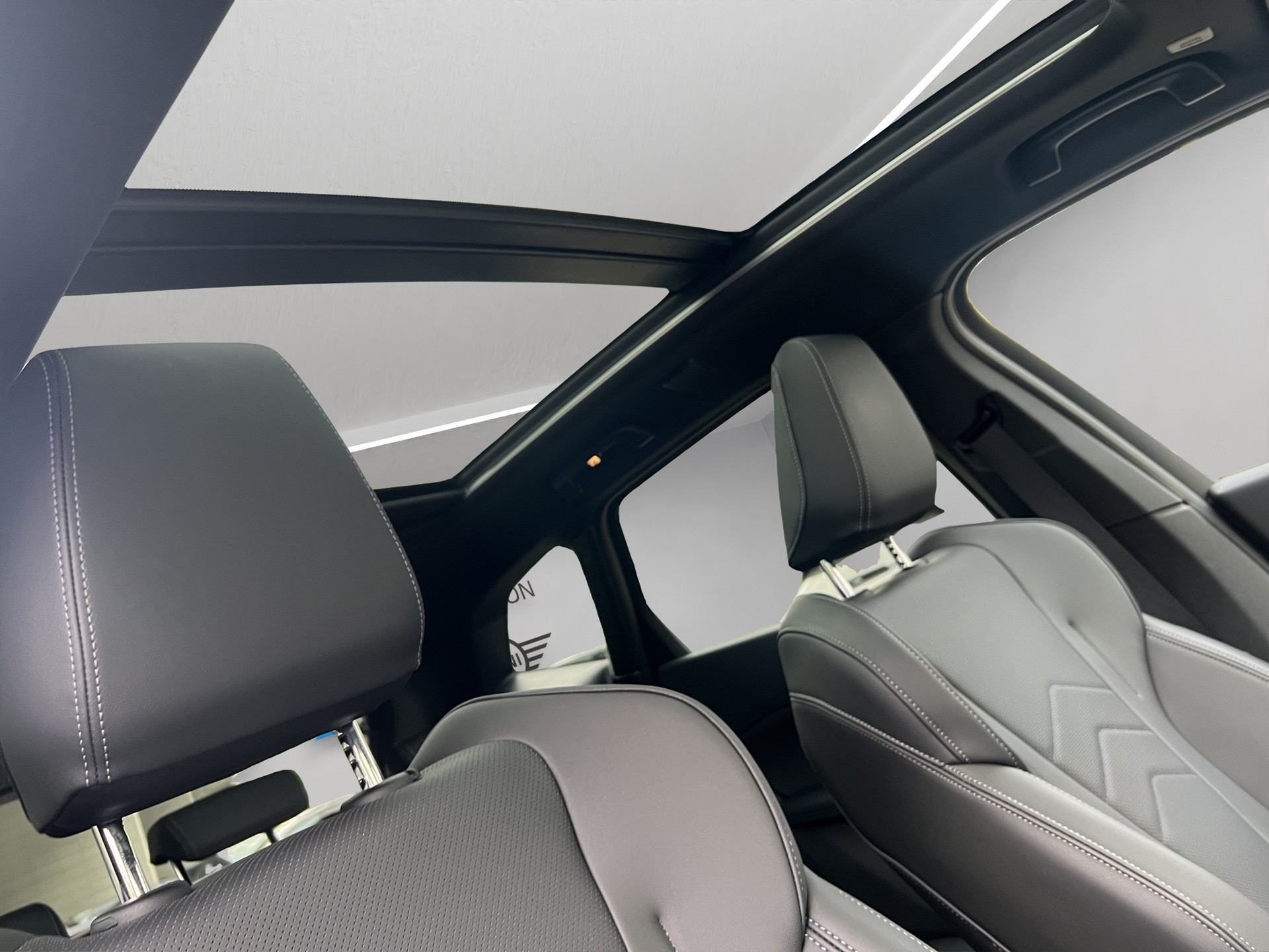 BMW 223d Active Tourer xDrive M Sport DKG-image-18