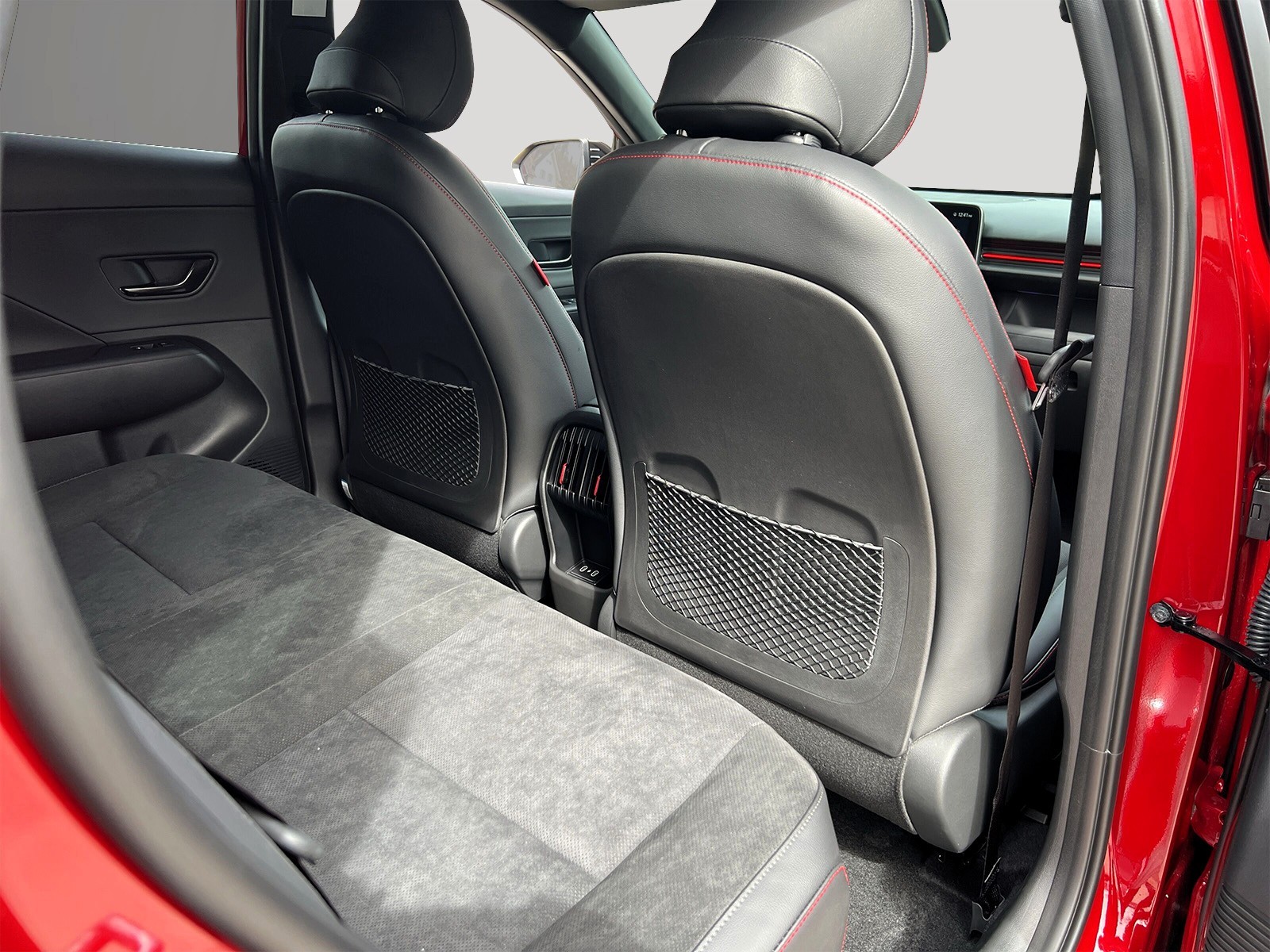HYUNDAI Kona 1.6 GDi HEV N Line DCT-image-11