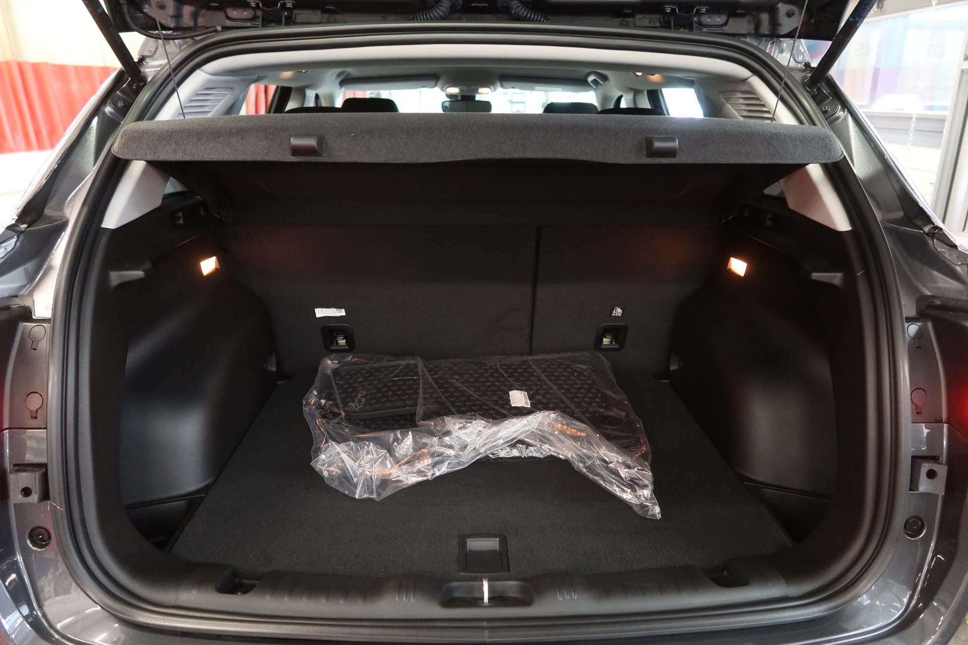 JEEP Compass 4x2 1.5 T Sw.Alt.-image-13